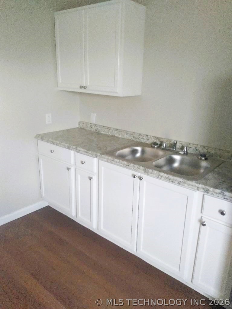 1183 Nw Ozmun Avenue Property Photo 7