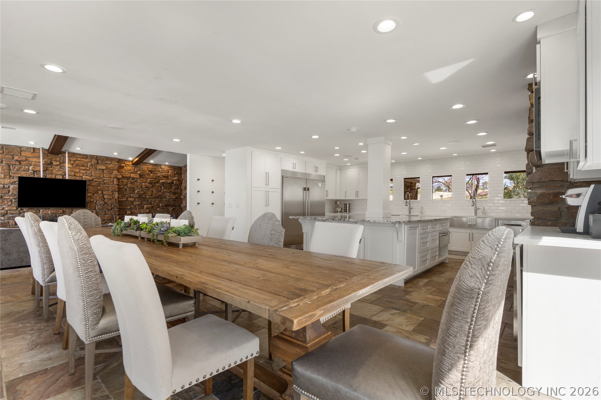 7110 S Evanston Avenue Property Photo 16