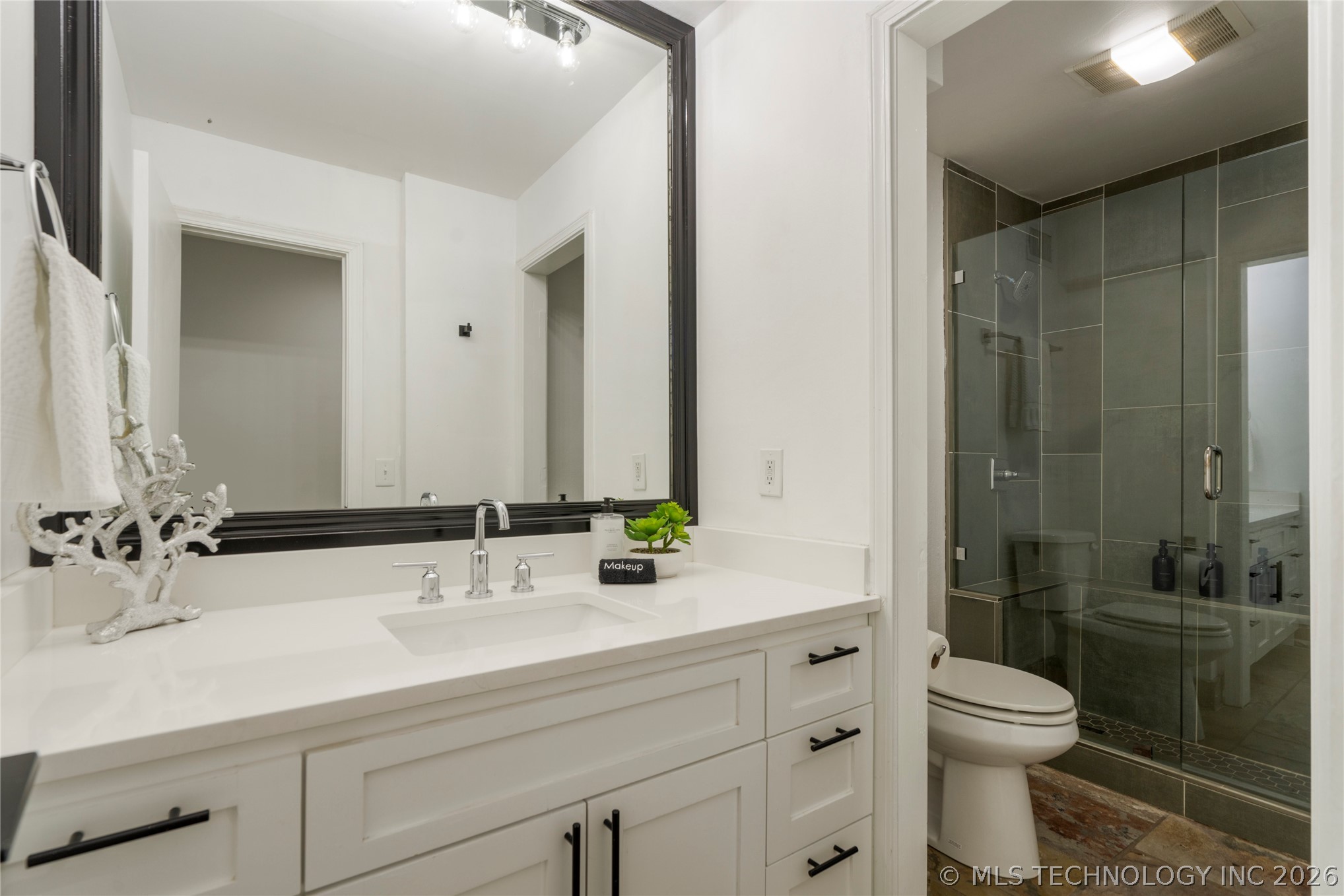 7110 S Evanston Avenue Property Photo 49