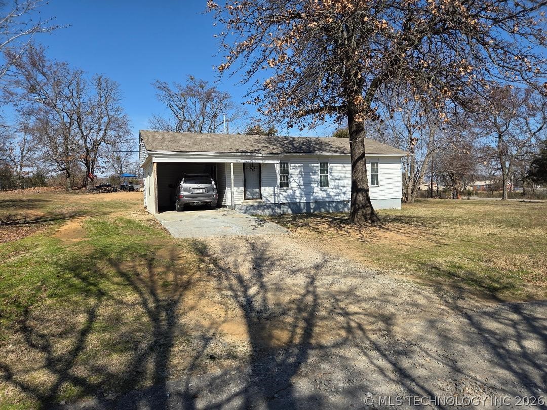 1104 Hilldale Drive Property Photo 4