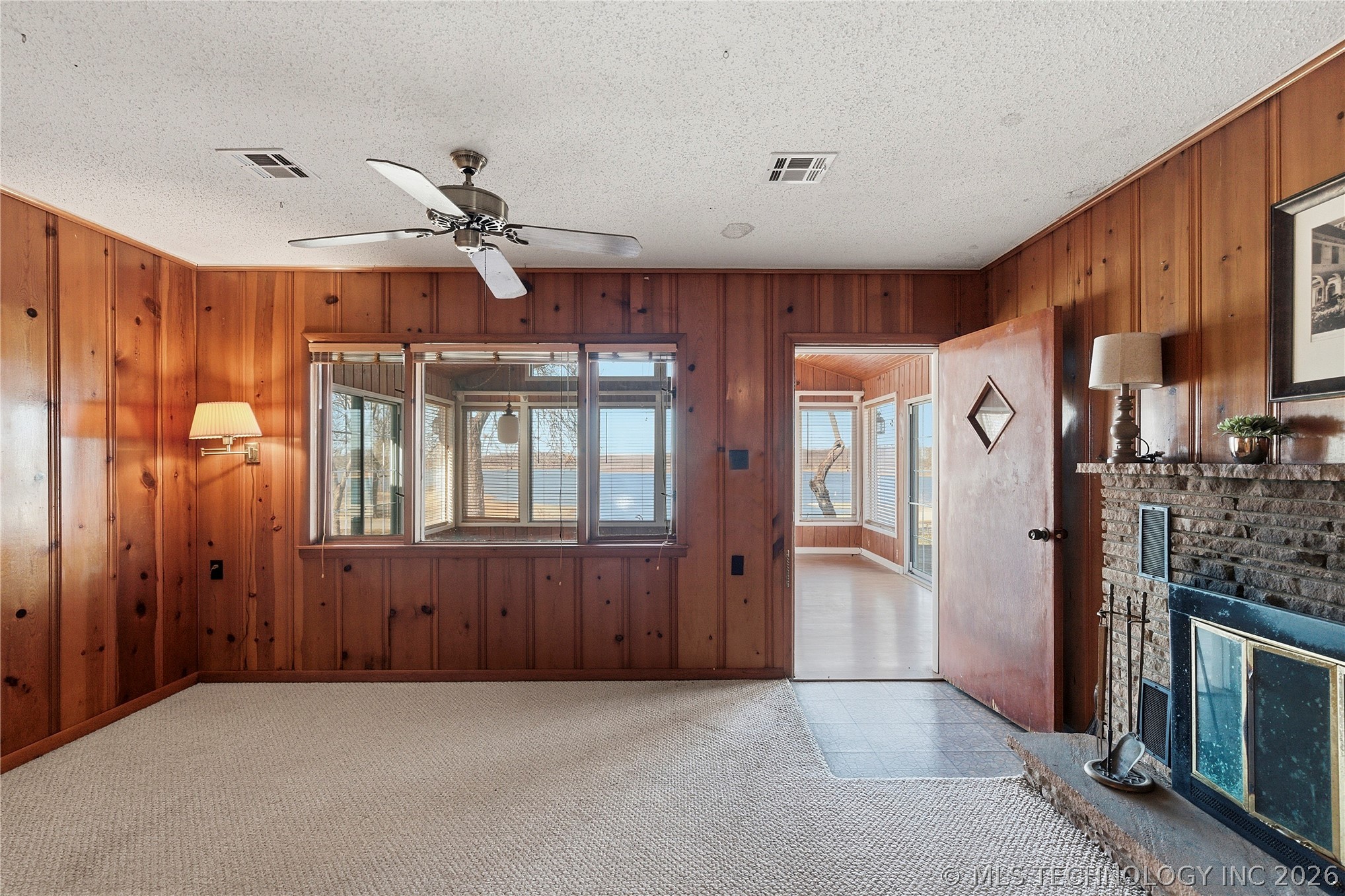 32262 E 720 Road Property Photo 6