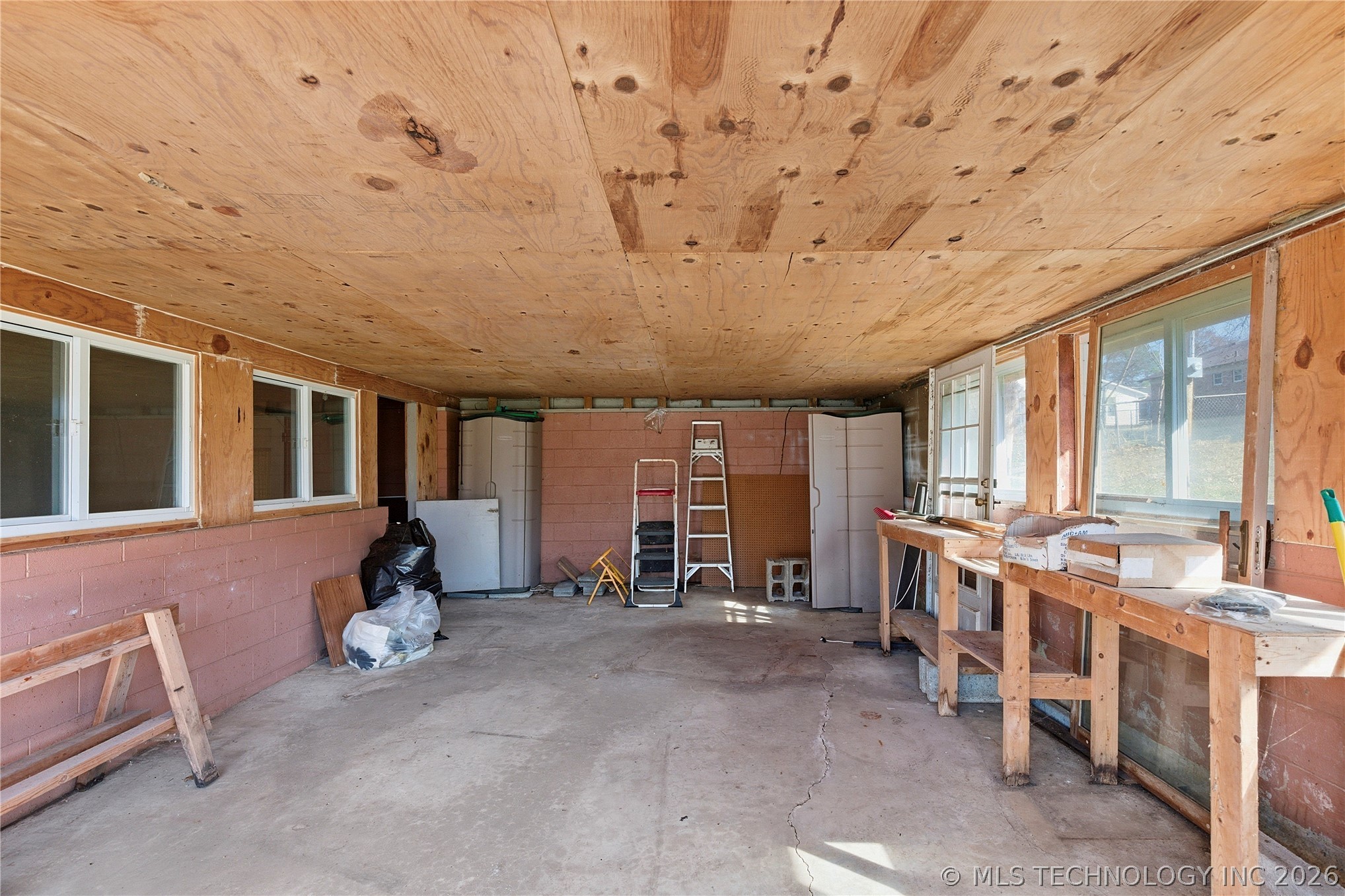 32262 E 720 Road Property Photo 18
