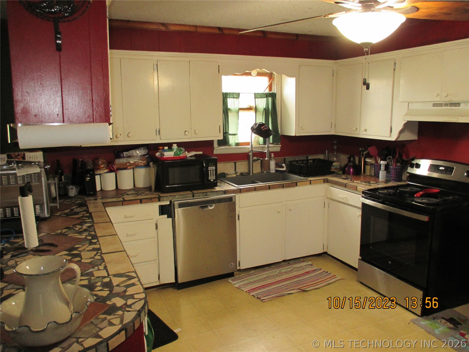 2905 E 2110 Property Photo 17