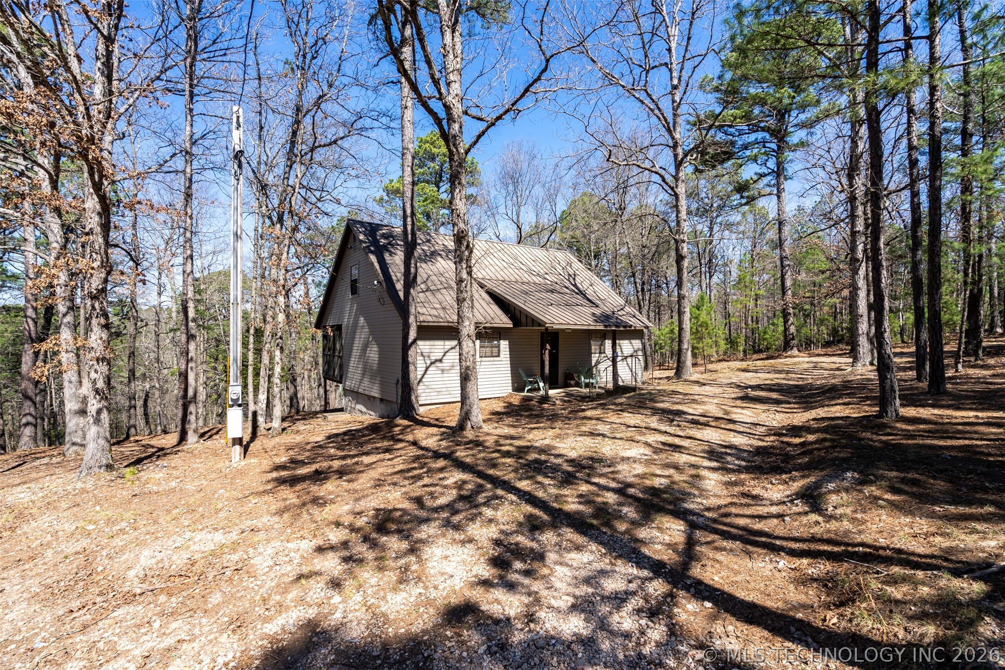 1117 Fox Point Road Property Photo 3