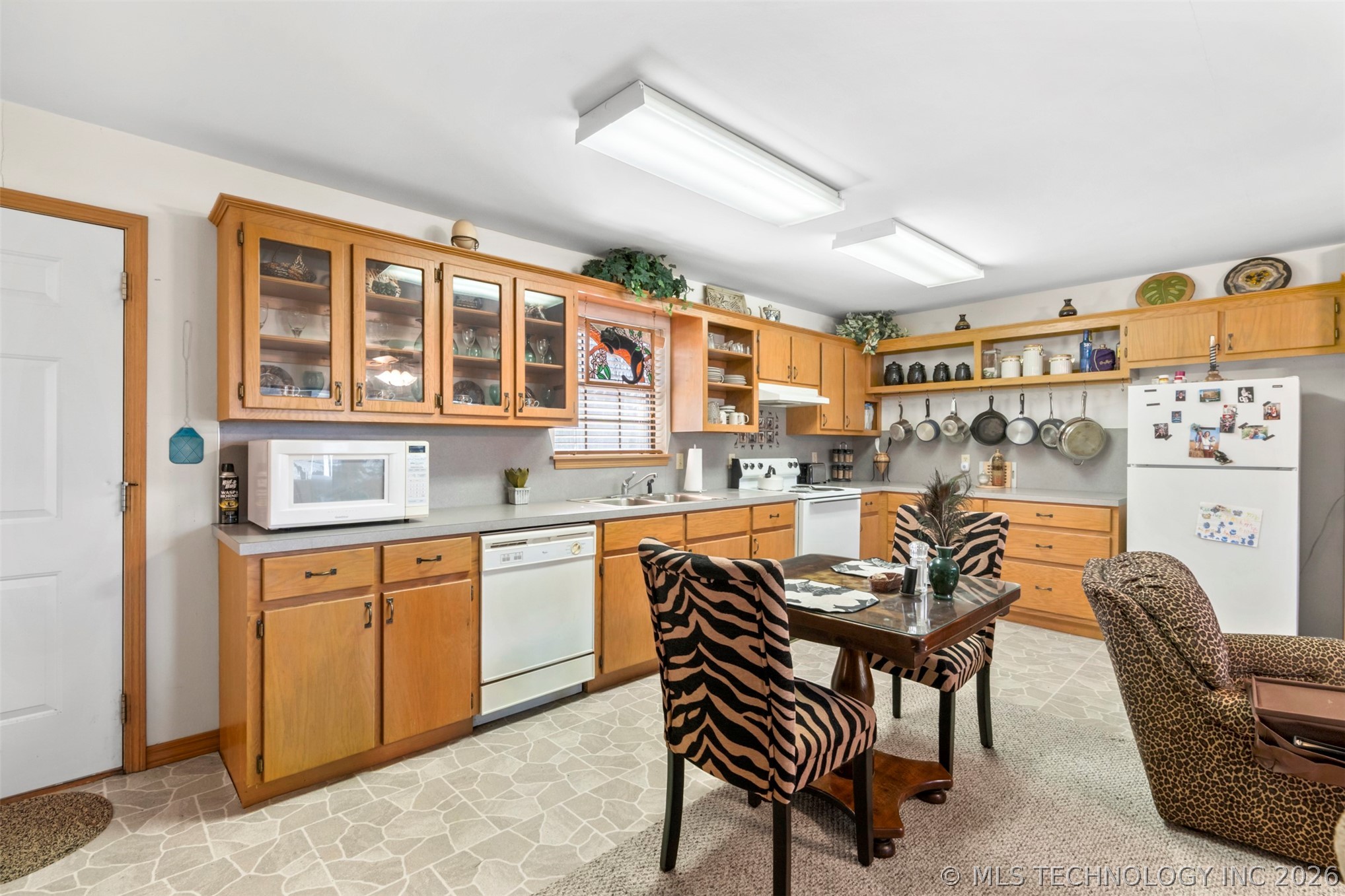 1117 Fox Point Road Property Photo 7