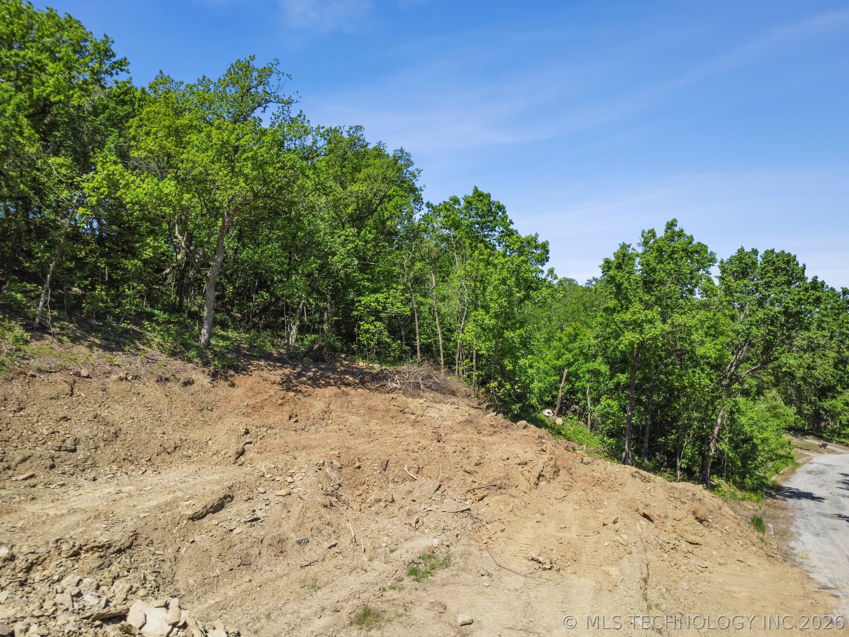 Hickory Lane Property Photo 10