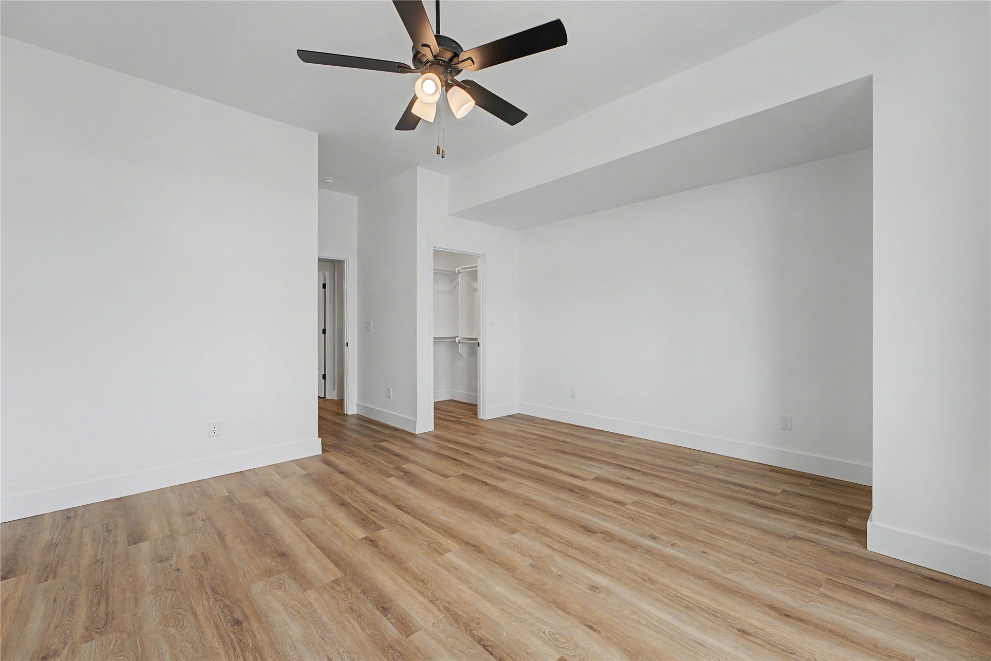 2807 E Liberty Place Property Photo 37