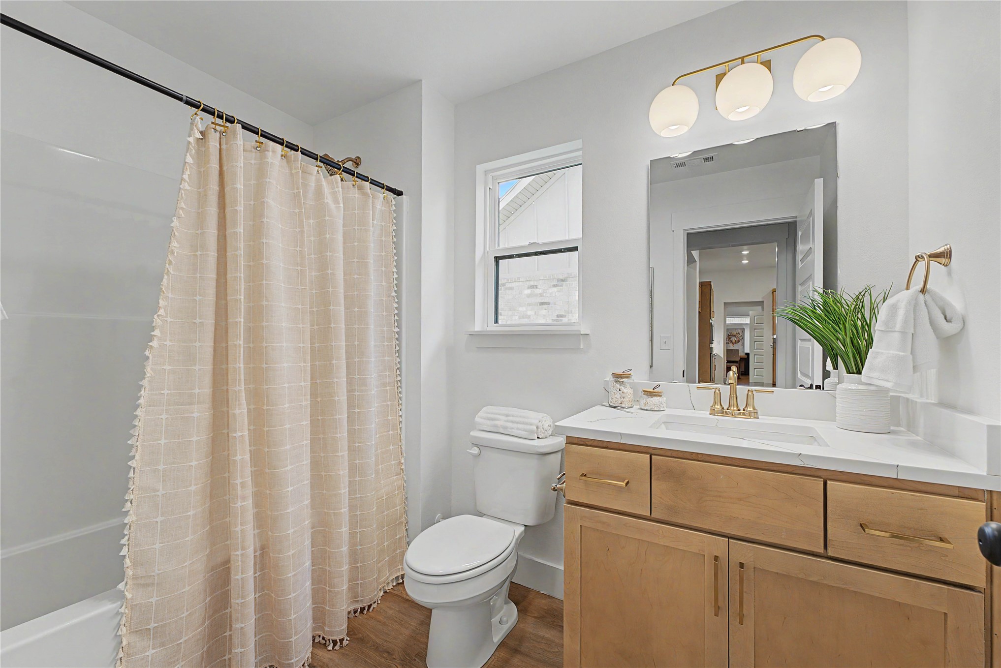 2807 E Liberty Place Property Photo 40