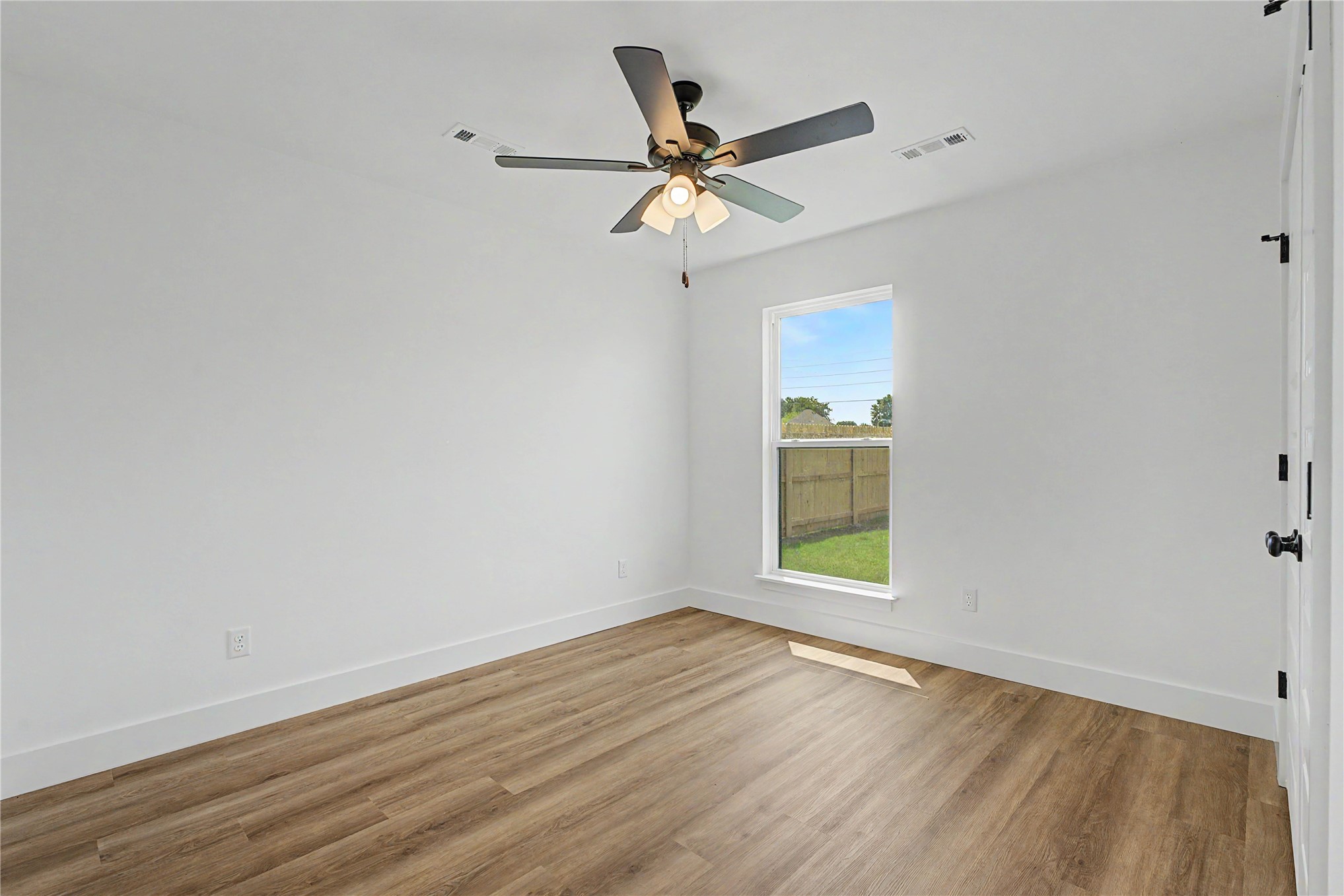 2807 E Liberty Place Property Photo 41