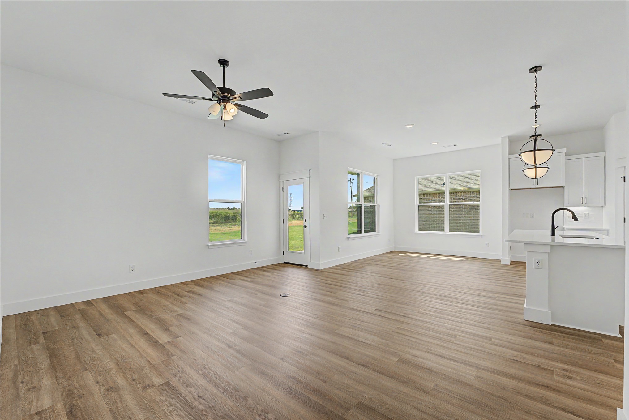 6105 N 30th Street Property Photo 5