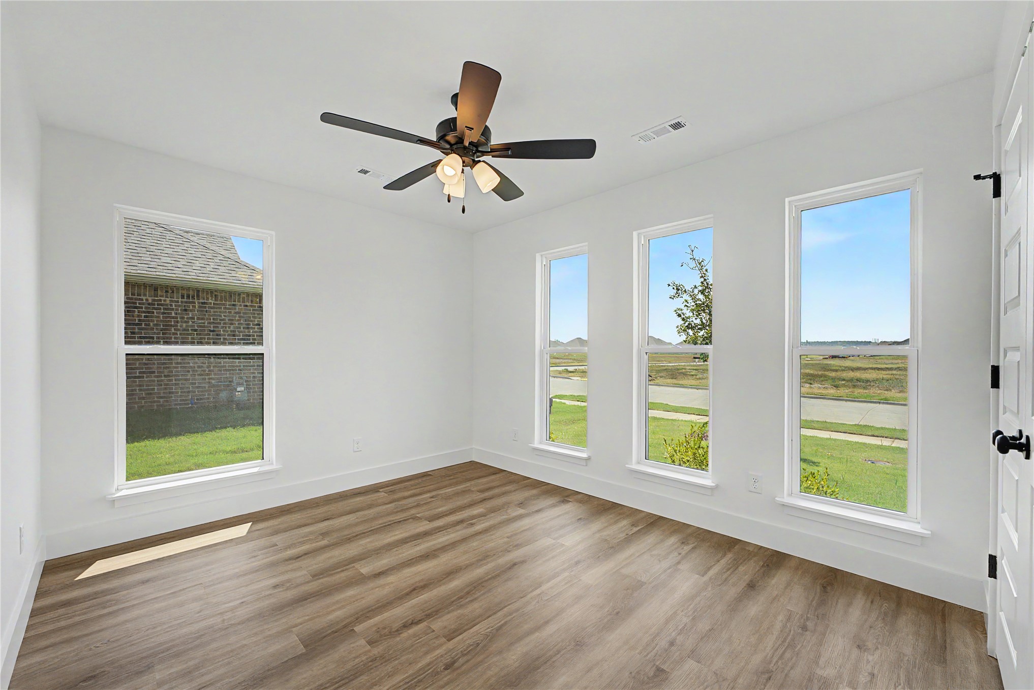 6105 N 30th Street Property Photo 19