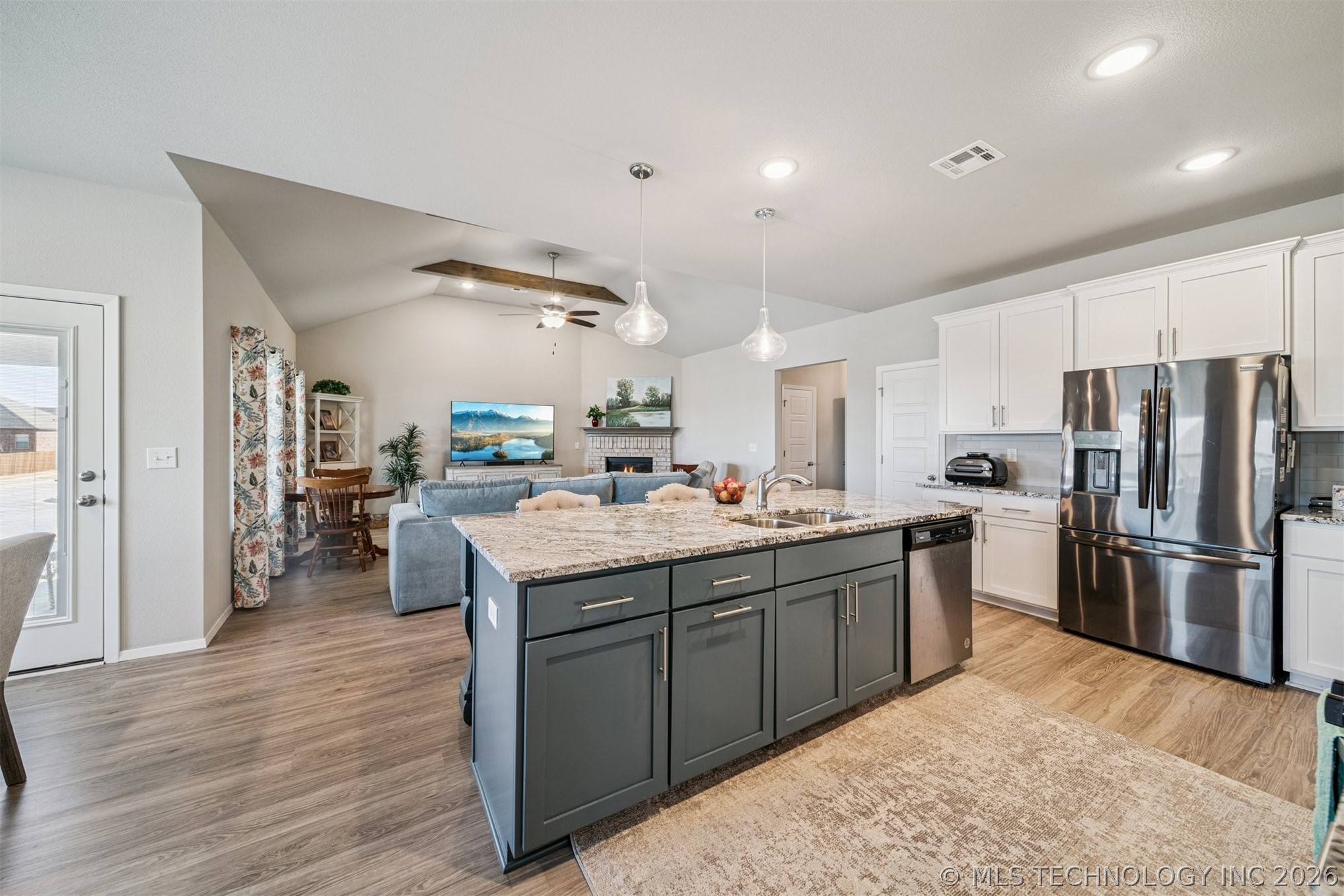 1671 E 140th Street Property Photo 11