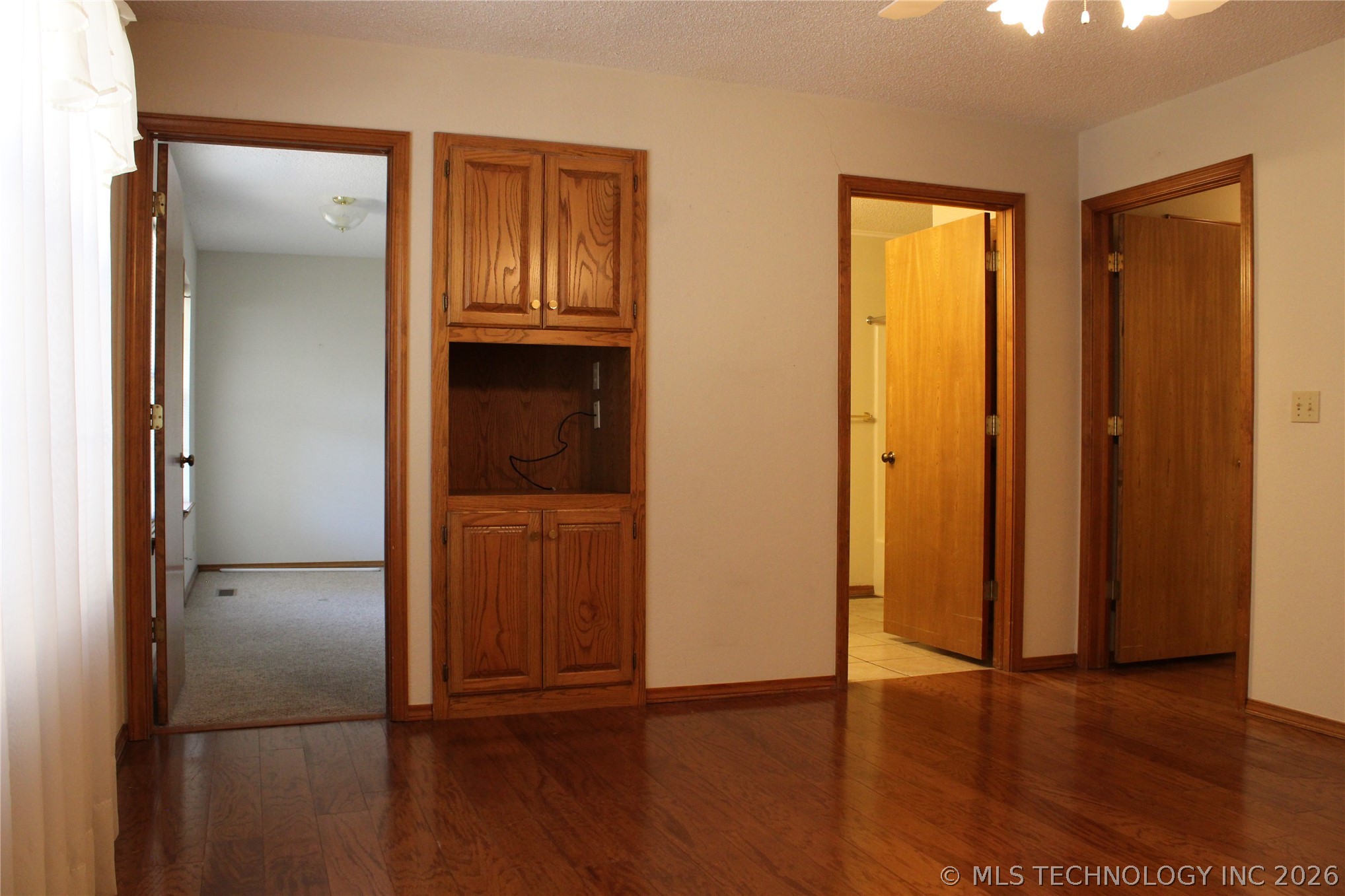 1407 Windsor Drive Property Photo 14
