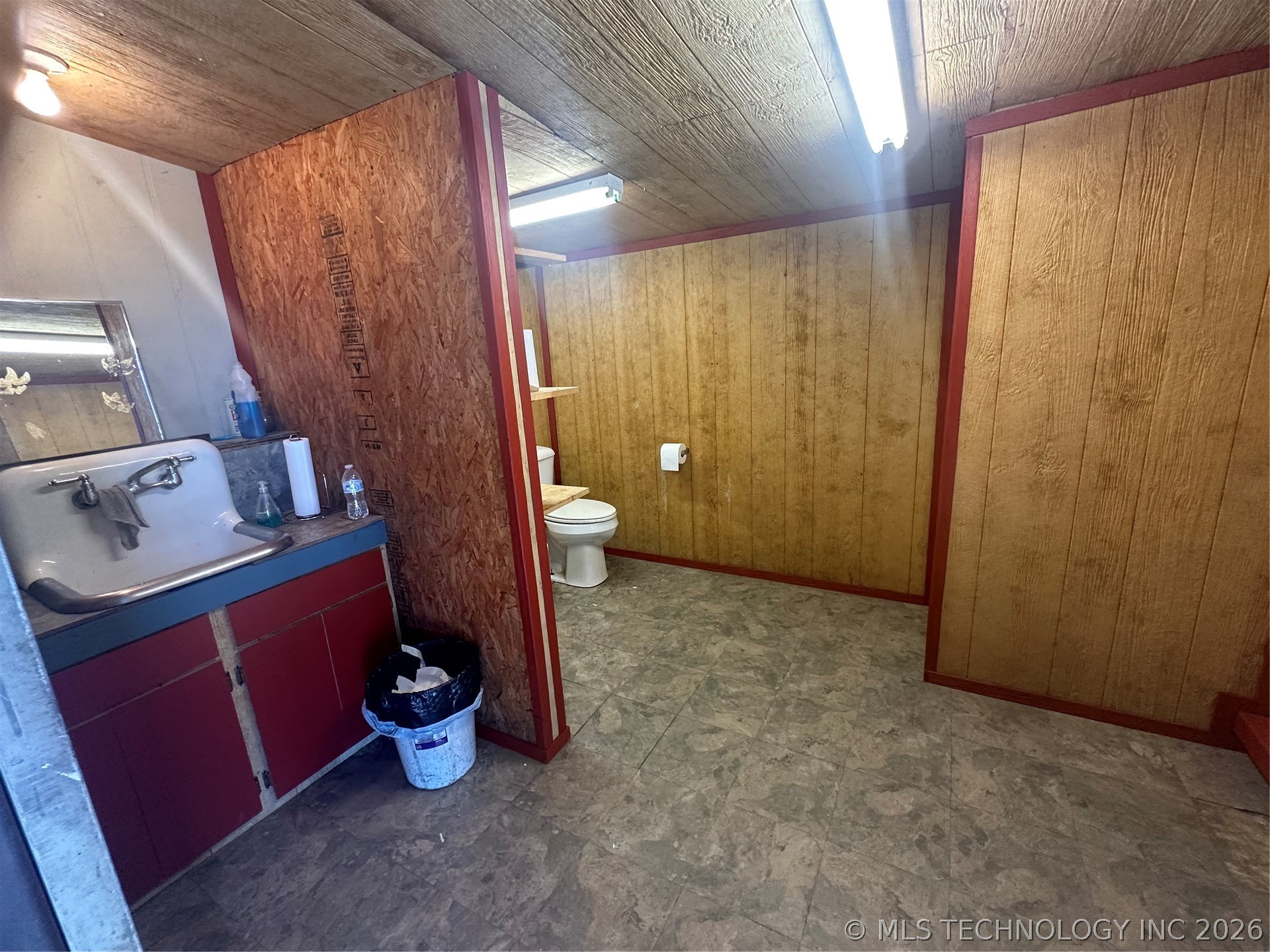 1692 J M Bailey Property Photo 17