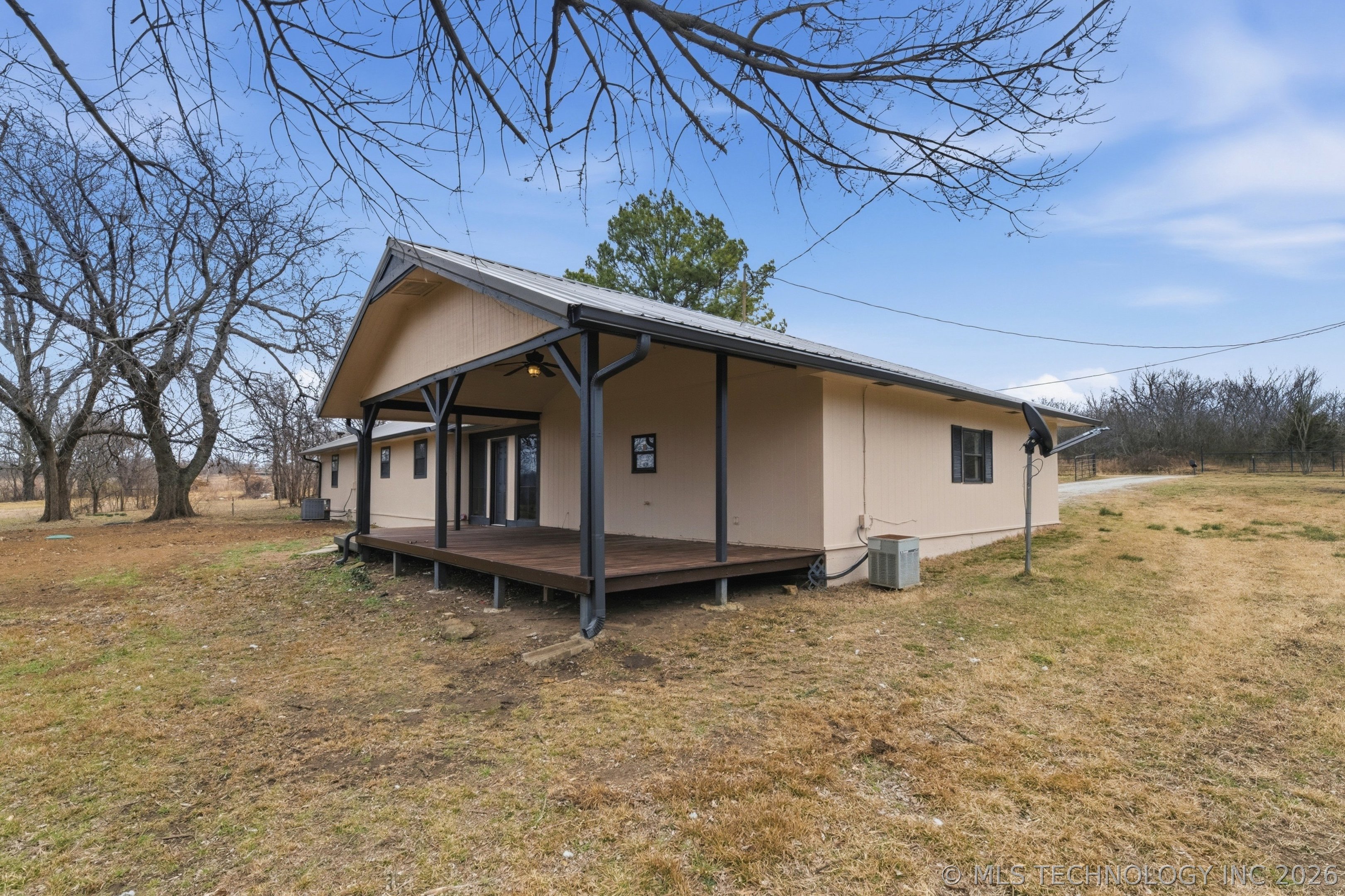 3060 S 4180 Road Property Photo 29
