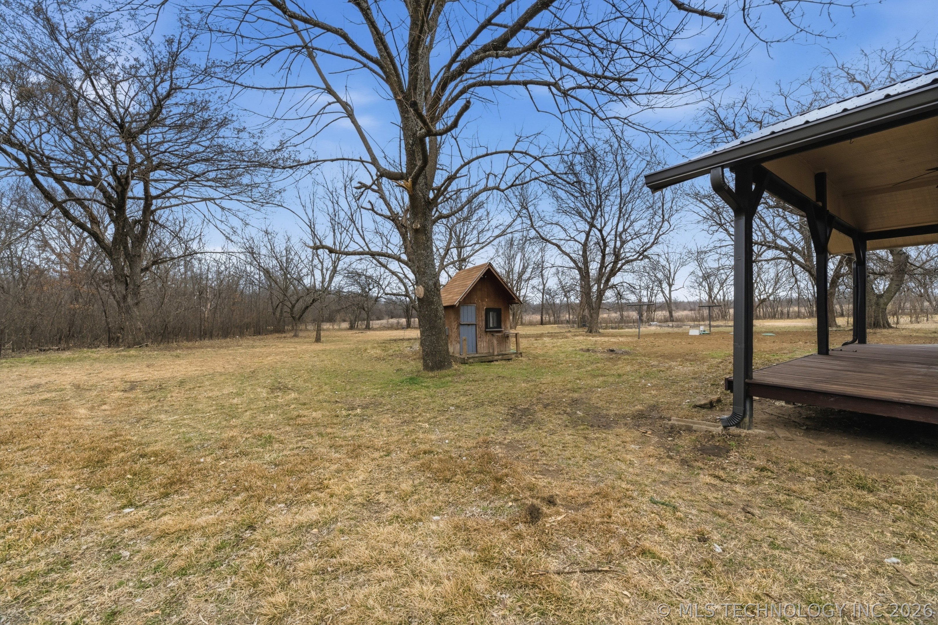 3060 S 4180 Road Property Photo 32