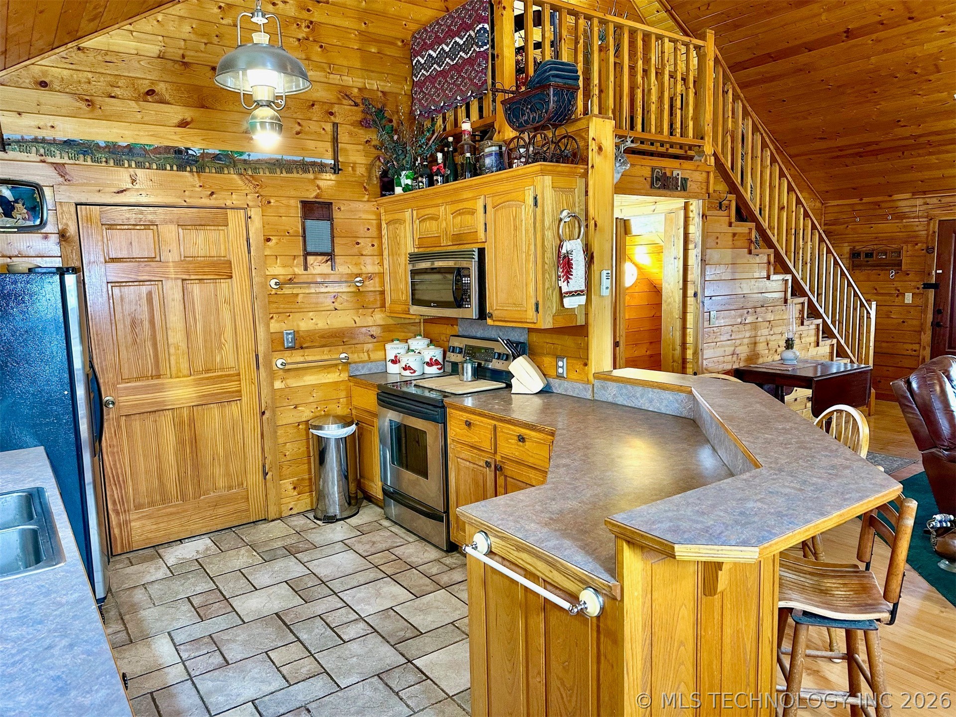 14356 S Hwy 82 Property Photo 10