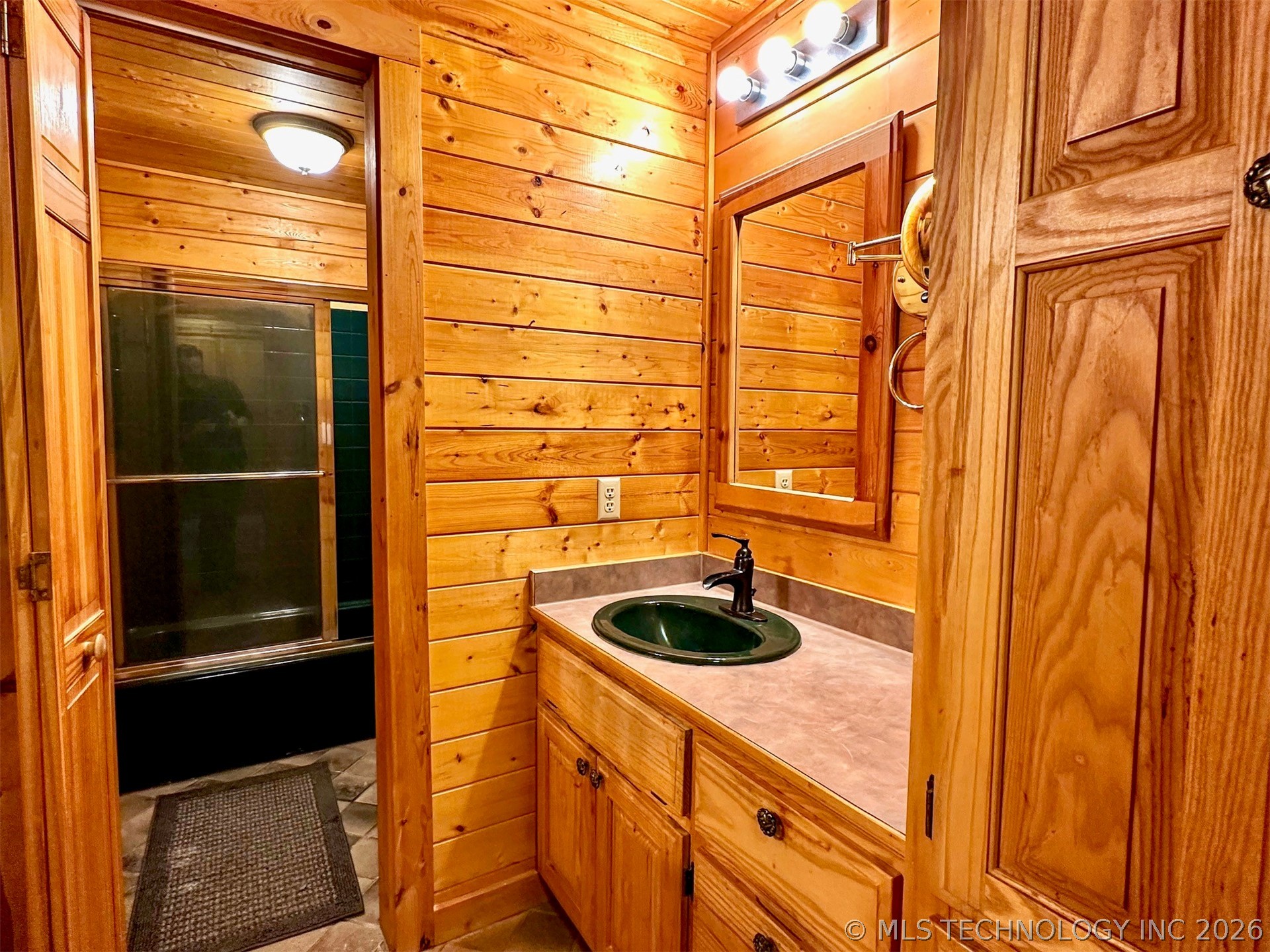 14356 S Hwy 82 Property Photo 16