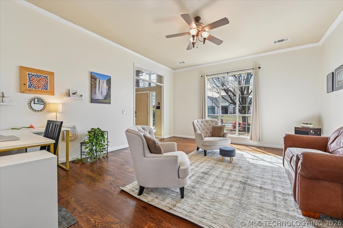 617 N Willow Avenue Property Photo 10