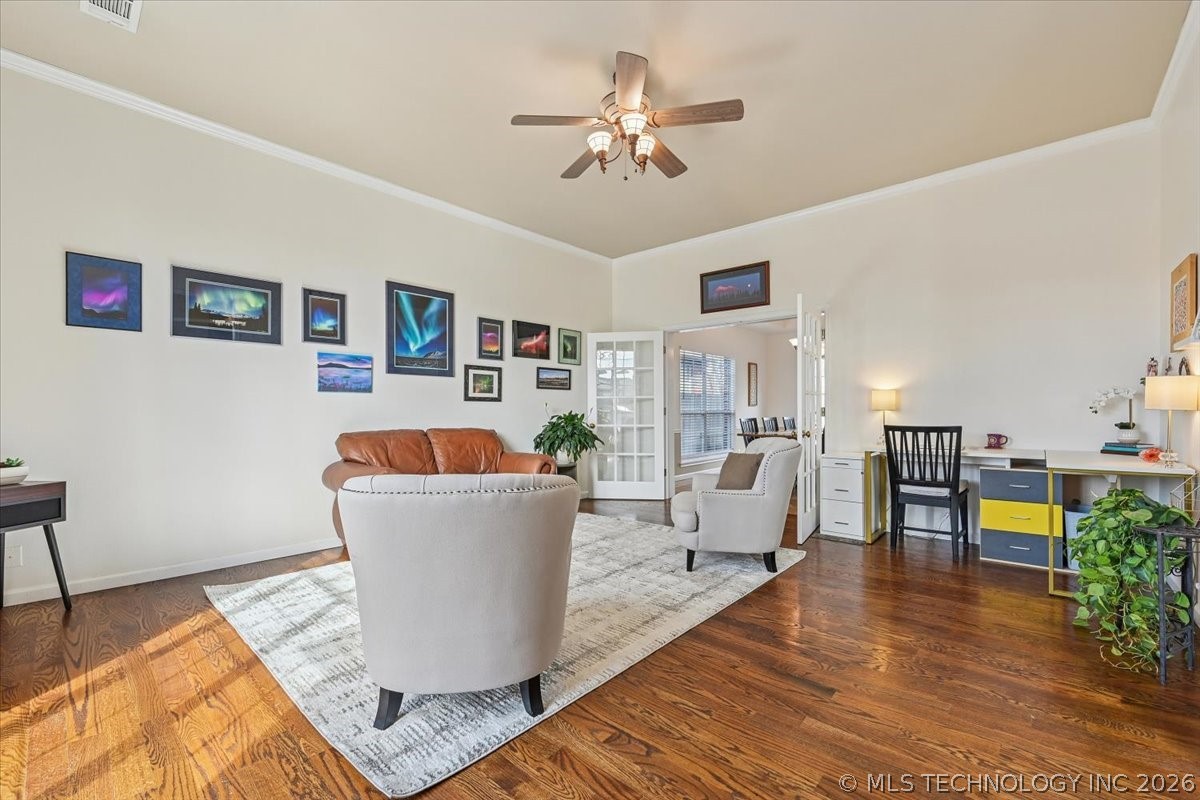617 N Willow Avenue Property Photo 11