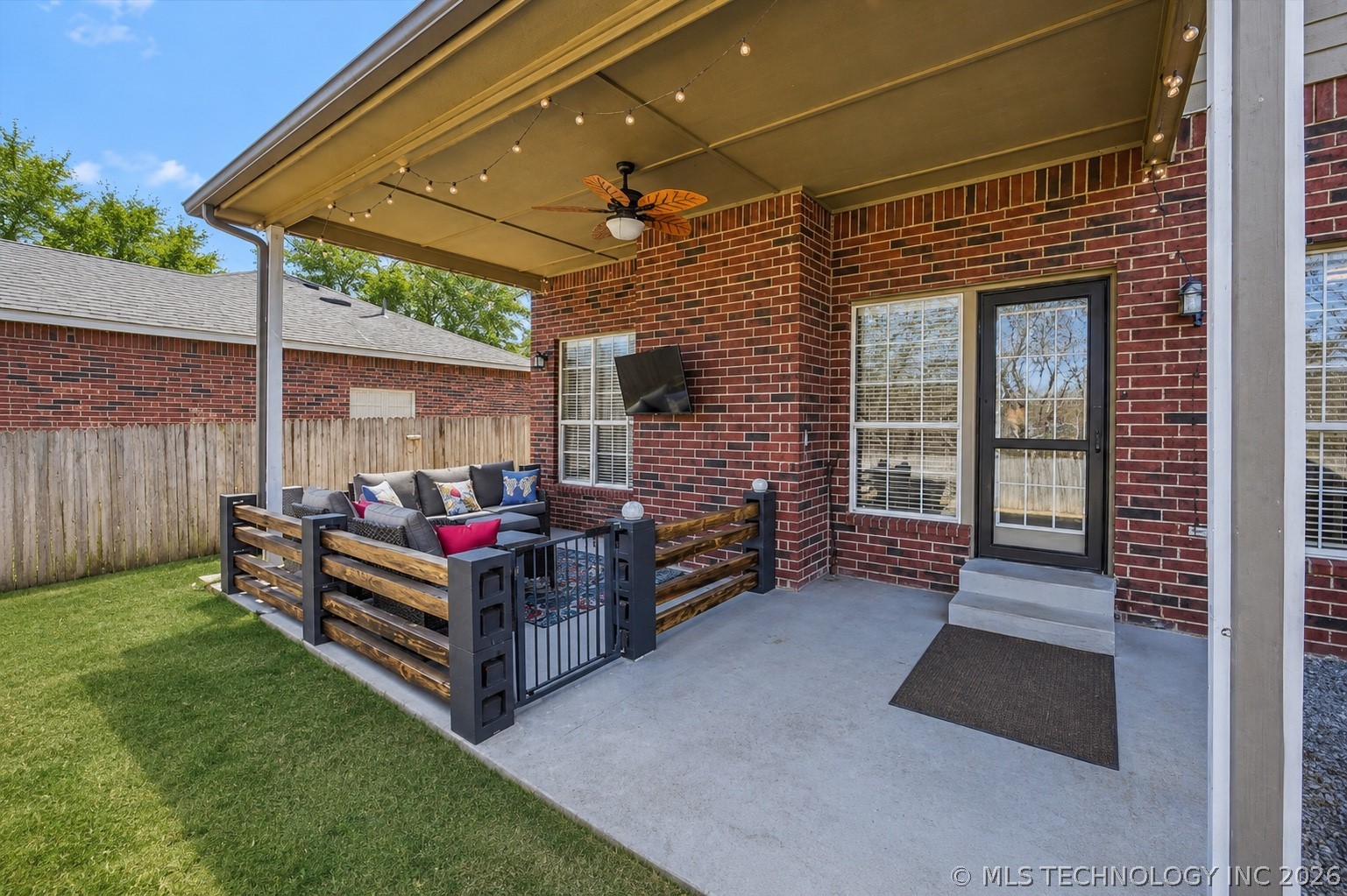 617 N Willow Avenue Property Photo 44