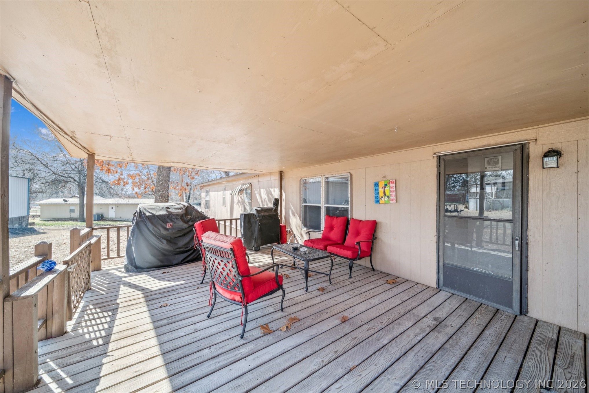 429572 E 1148 Road Property Photo 3