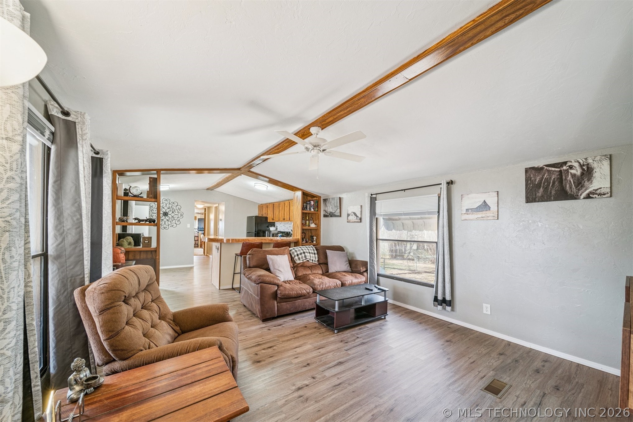 429572 E 1148 Road Property Photo 4