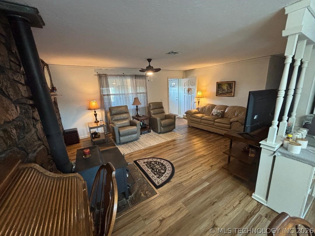 411064 E 1180 Road Property Photo 14