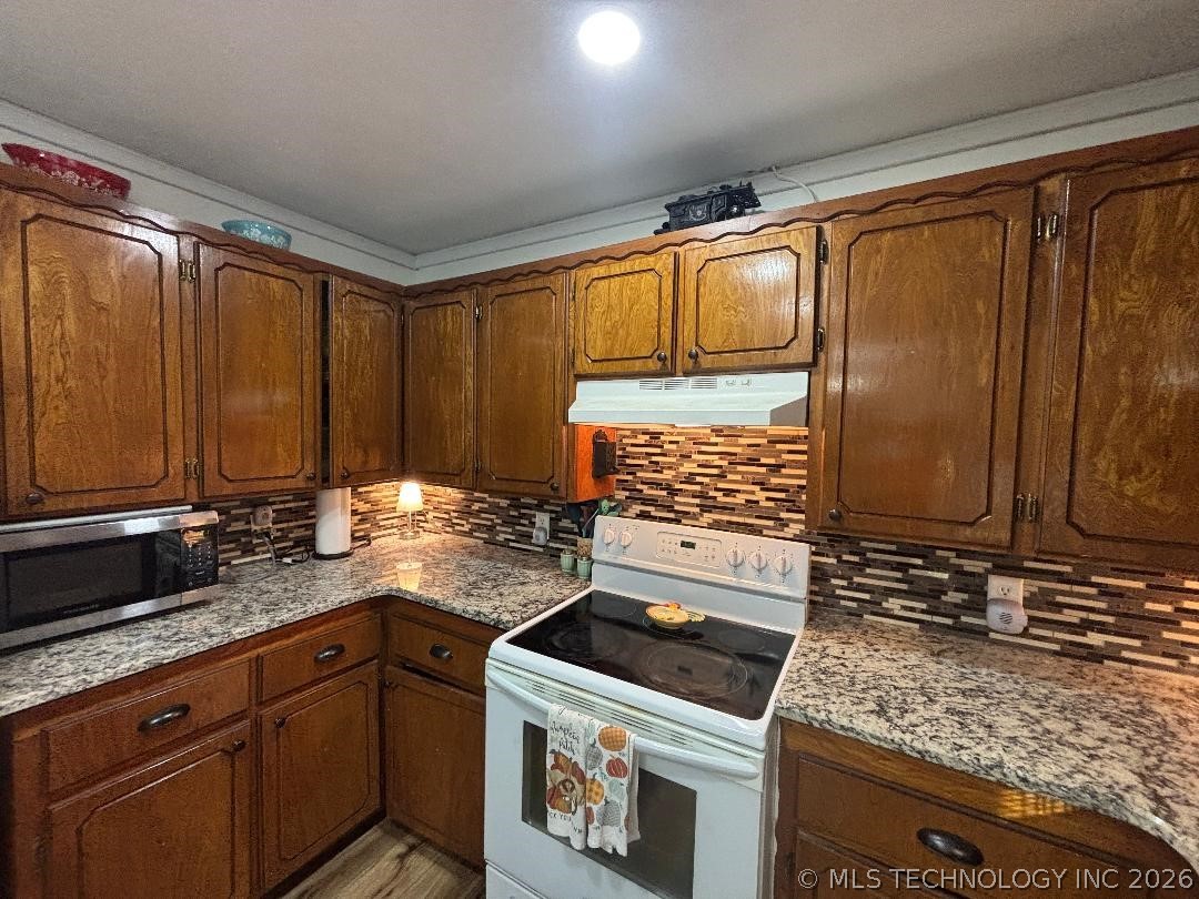 411064 E 1180 Road Property Photo 19