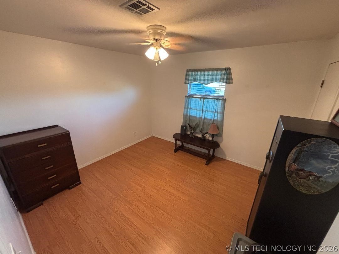 411064 E 1180 Road Property Photo 33