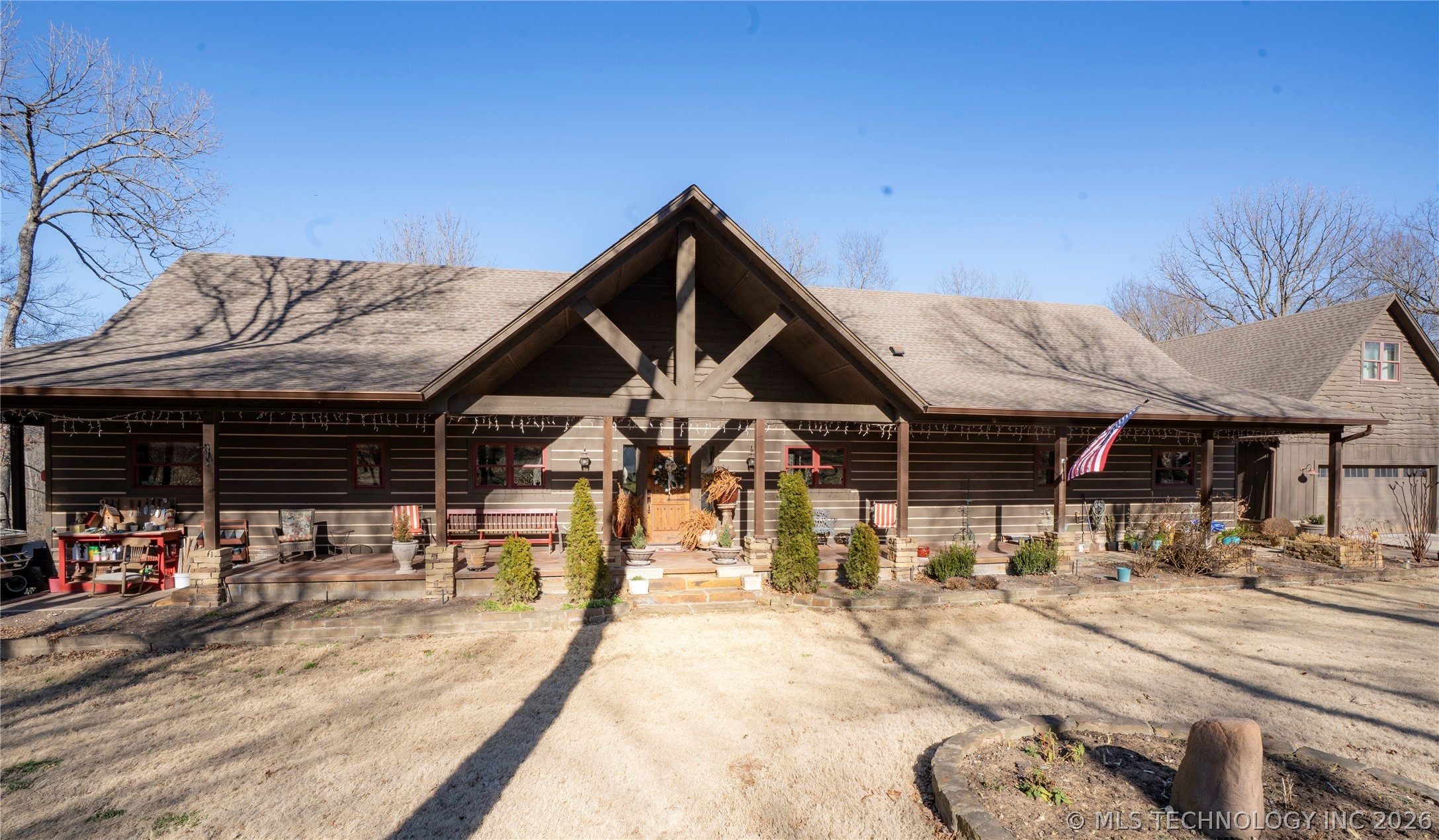 3512 E 440 Road Property Photo 1