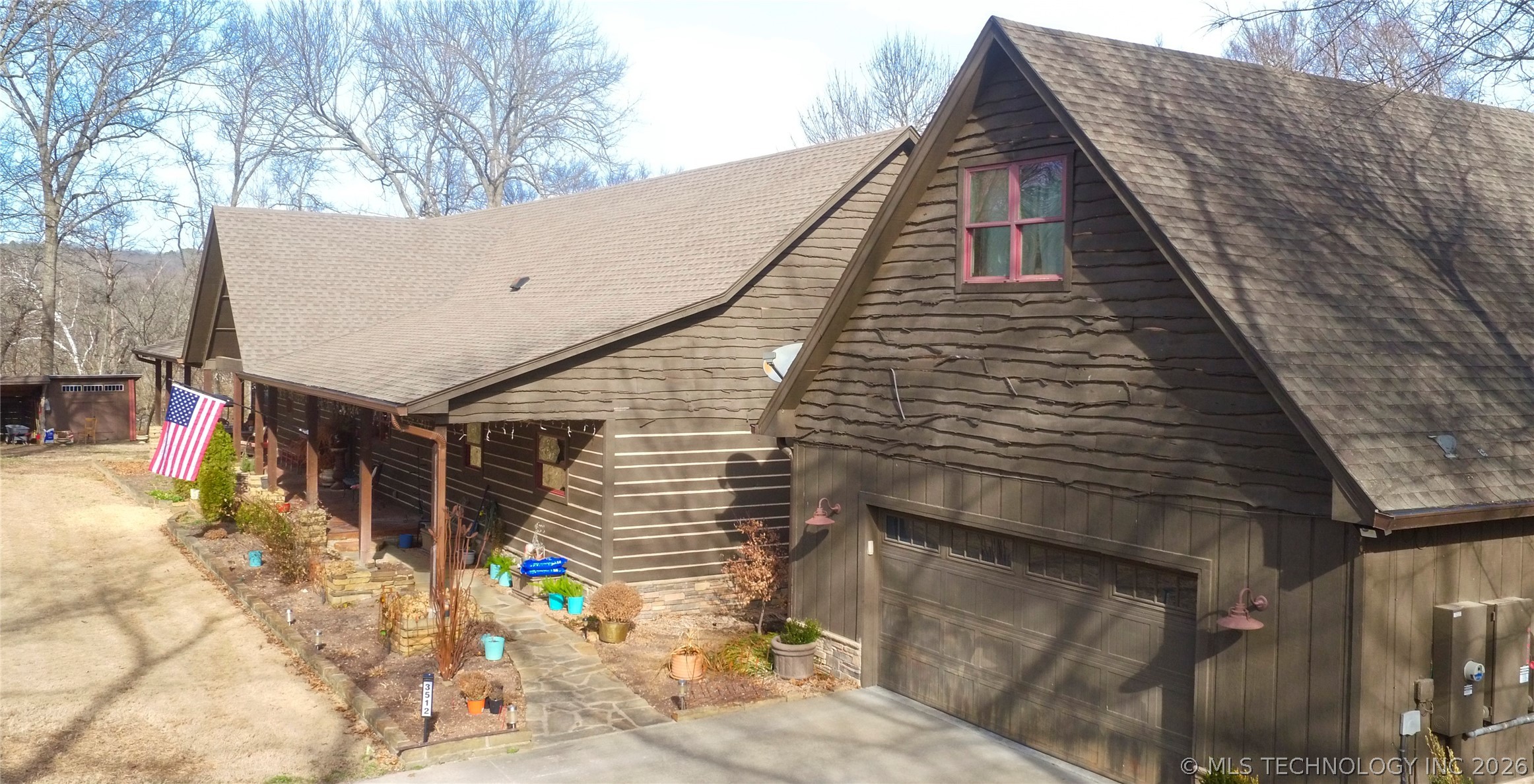 3512 E 440 Road Property Photo 3