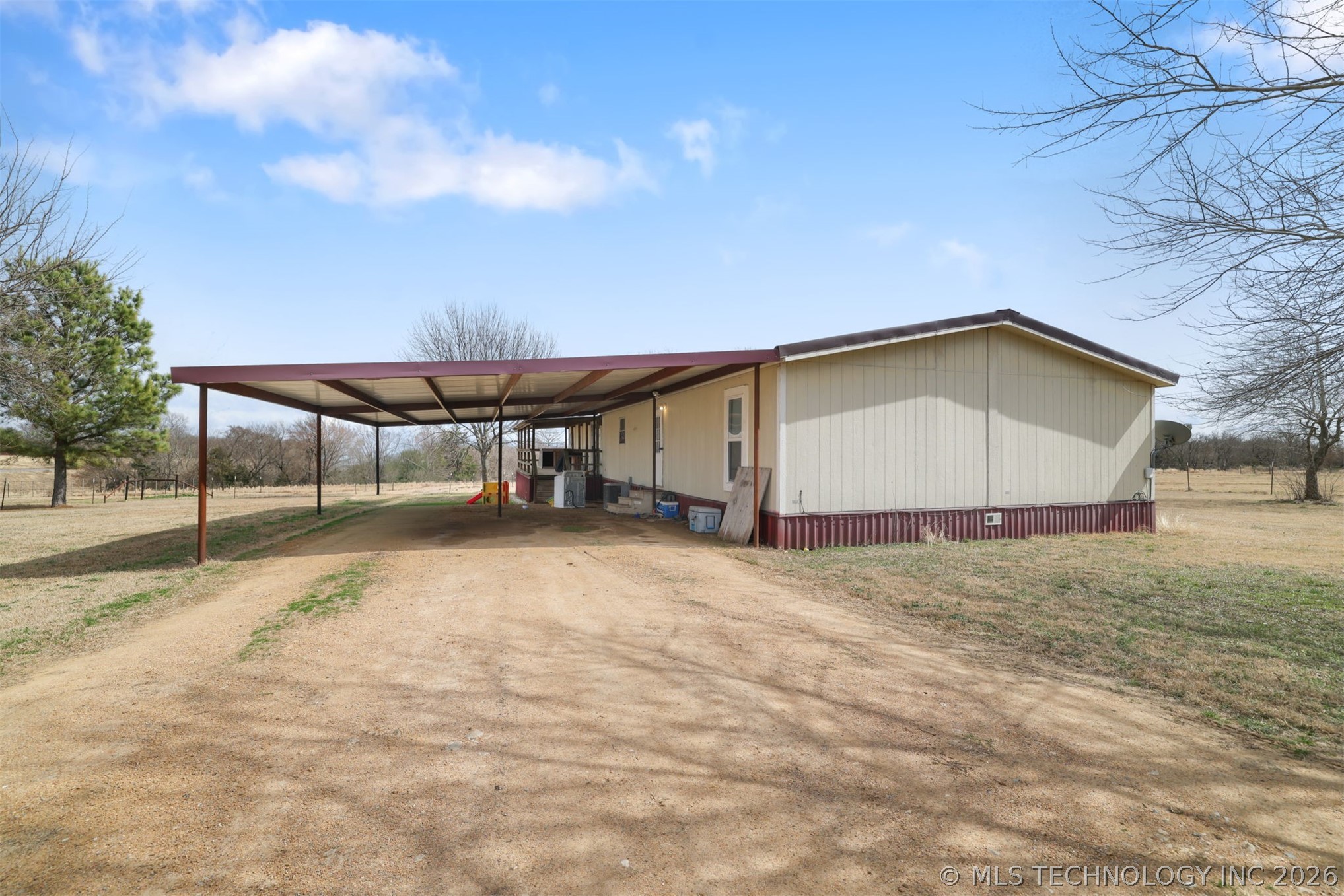 269 N Shoe Make Ridge Property Photo 4