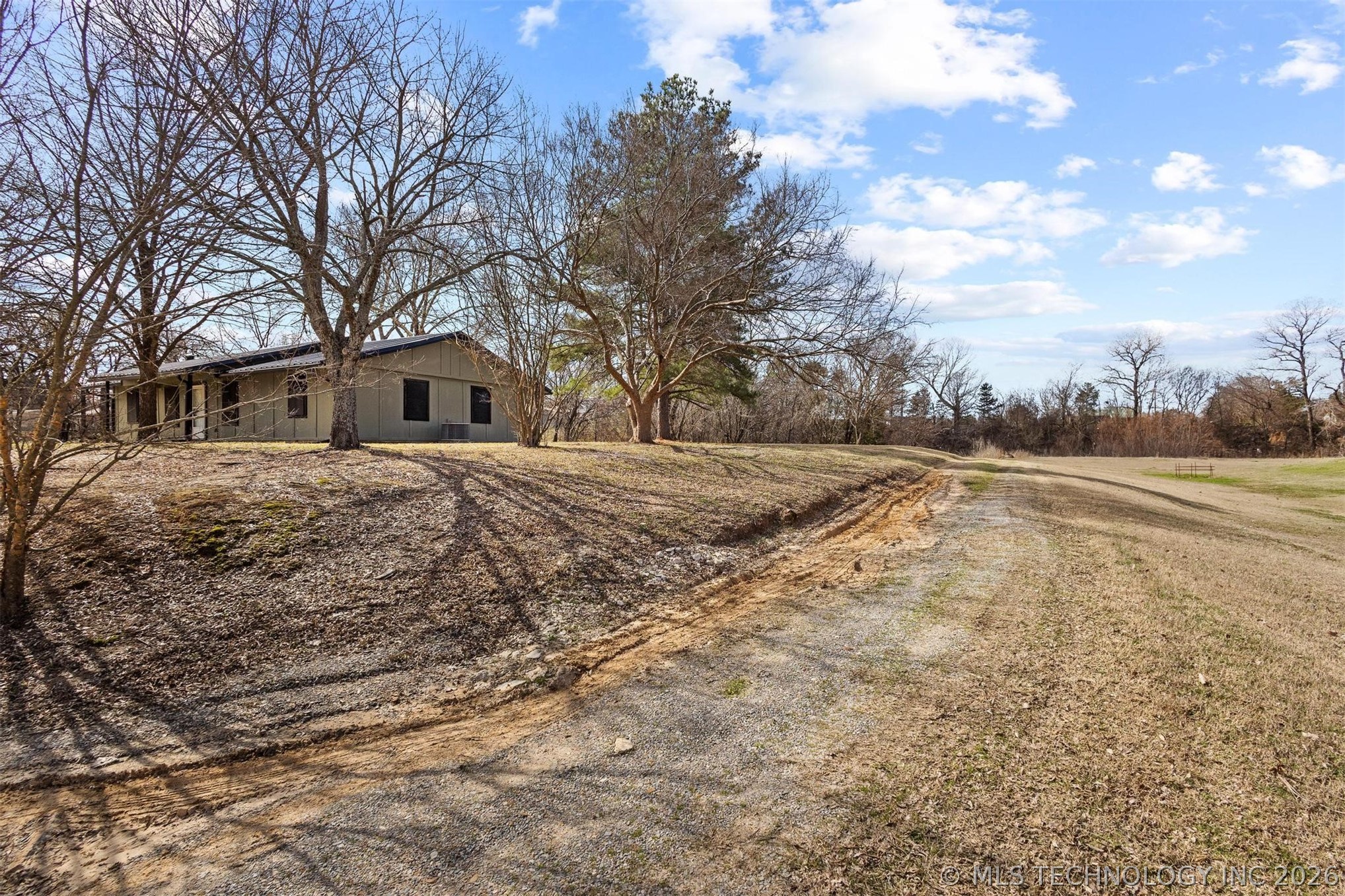 169 Cardinal Property Photo 33