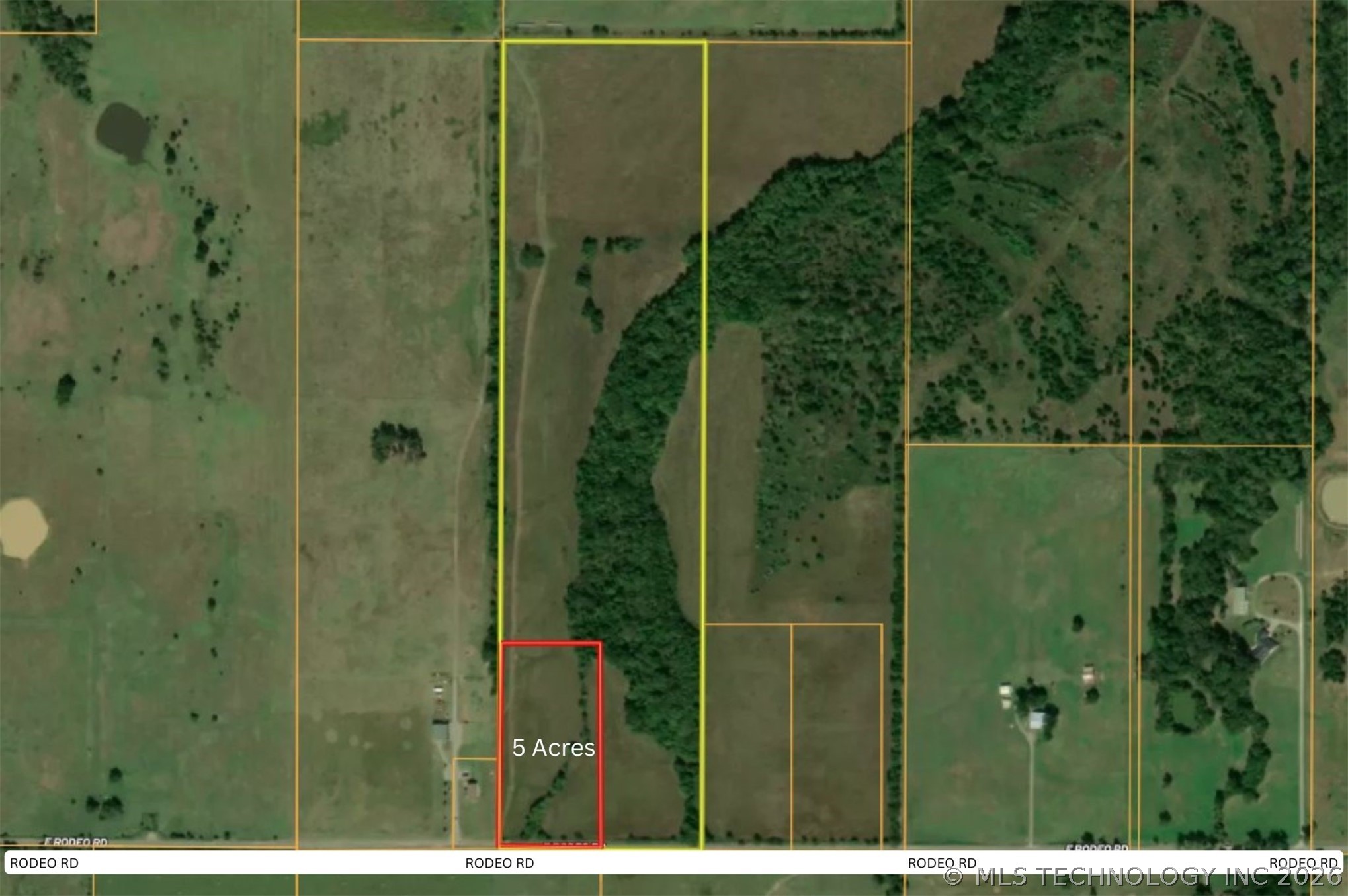 2 Rodeo Road Property Photo 5
