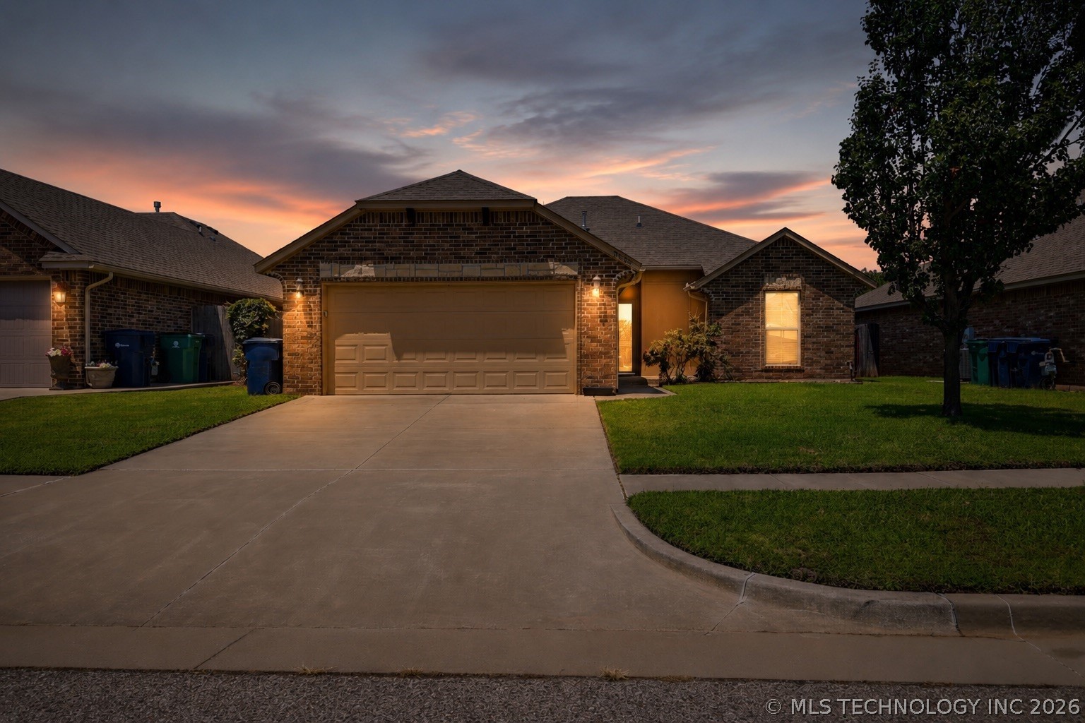 3525 Tecumseh Property Photo 1