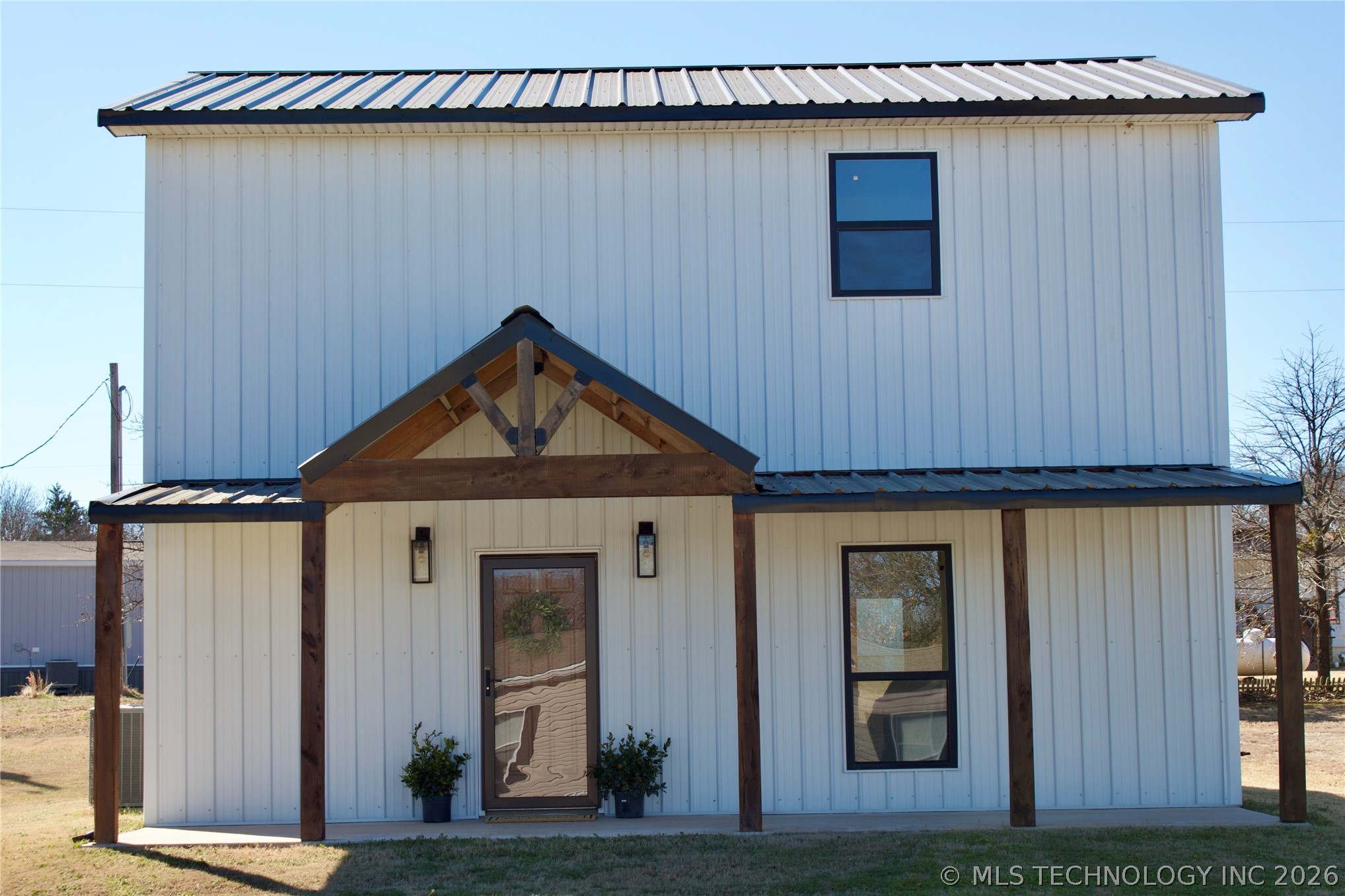 6129 Dixie Property Photo 1
