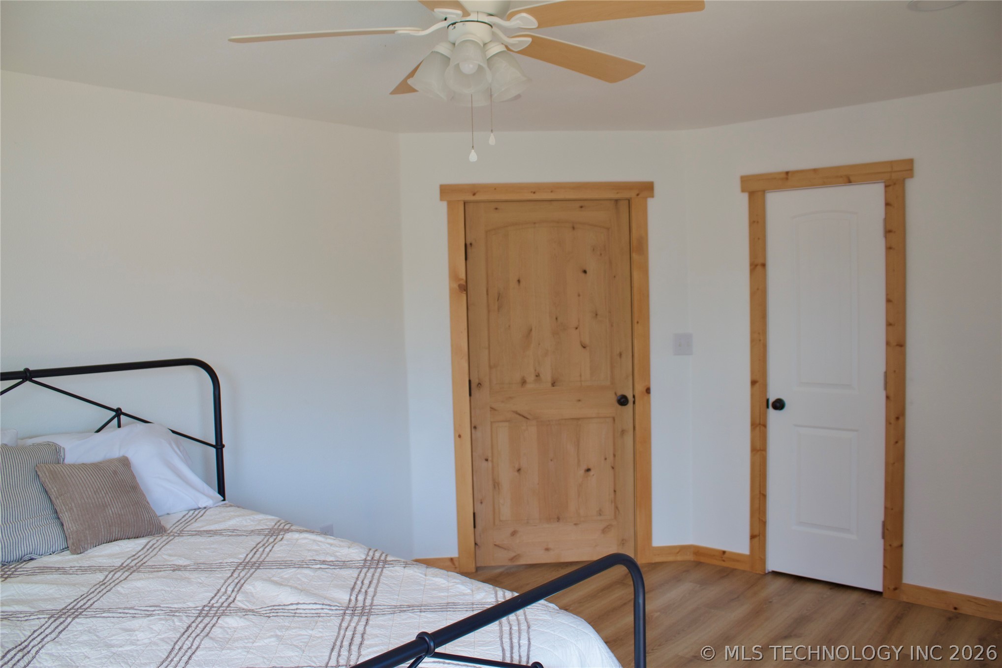 6129 Dixie Property Photo 13