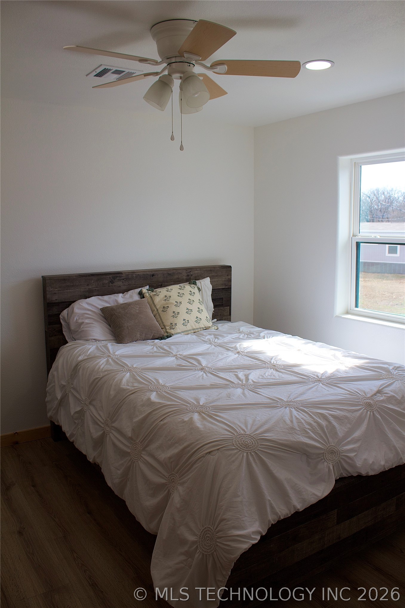 6129 Dixie Property Photo 17