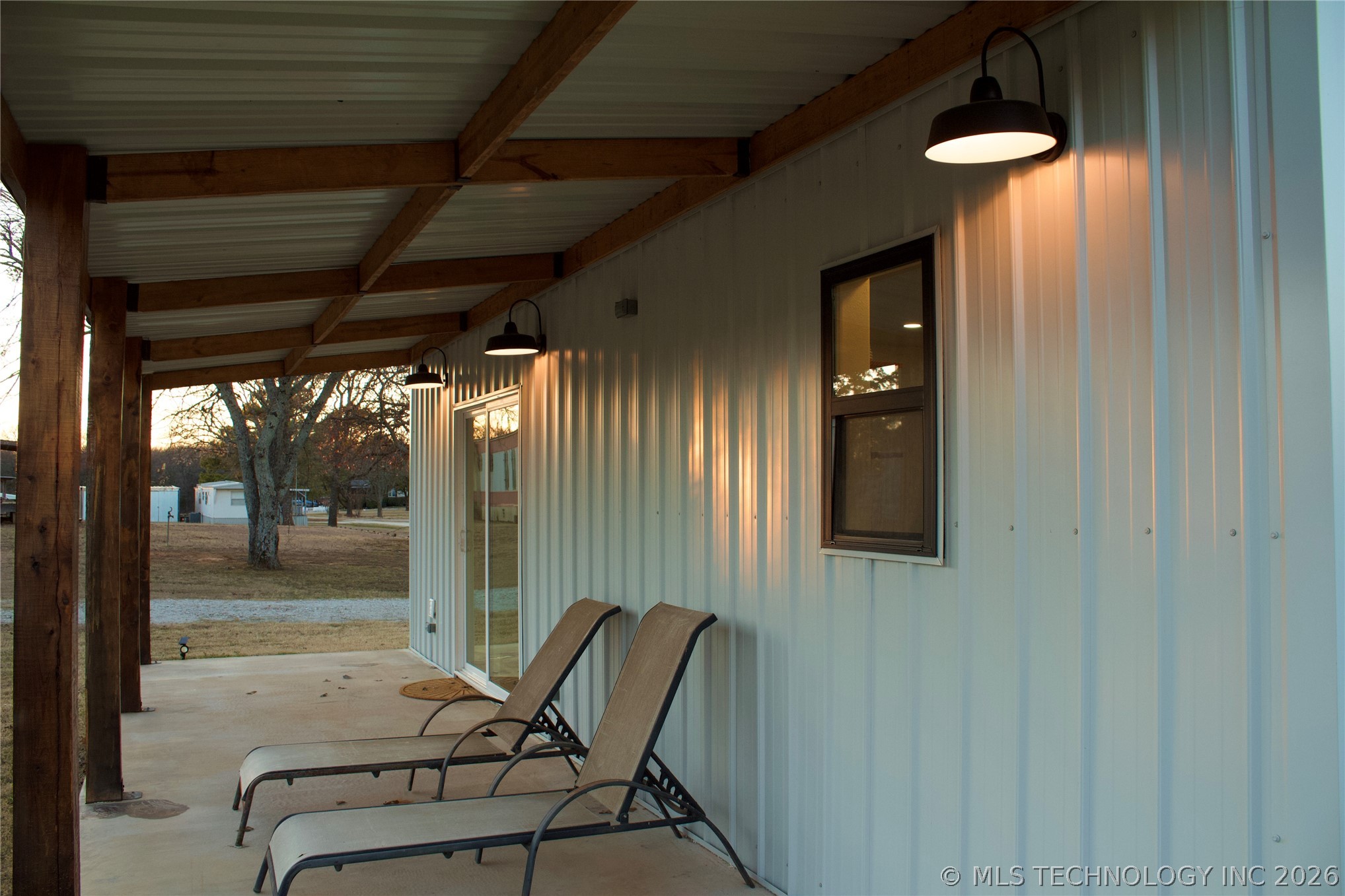 6129 Dixie Property Photo 32
