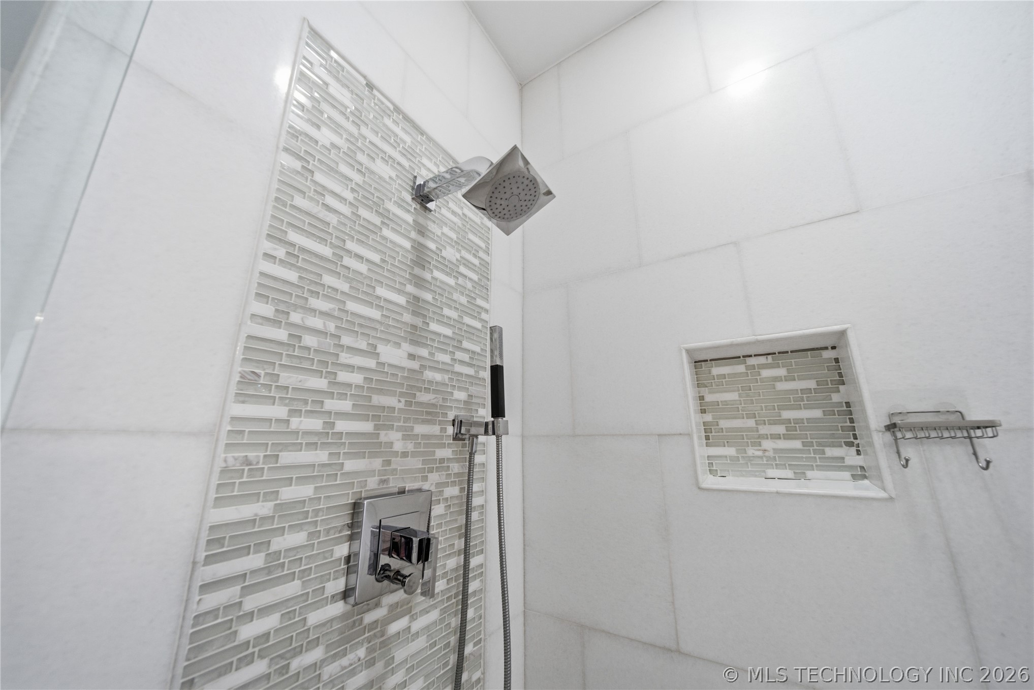 3615 E 102nd Street Property Photo 29
