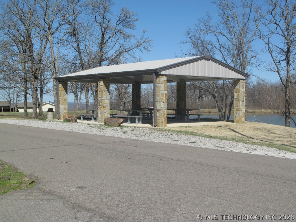 5 E Snake Creek Road Property Photo 9