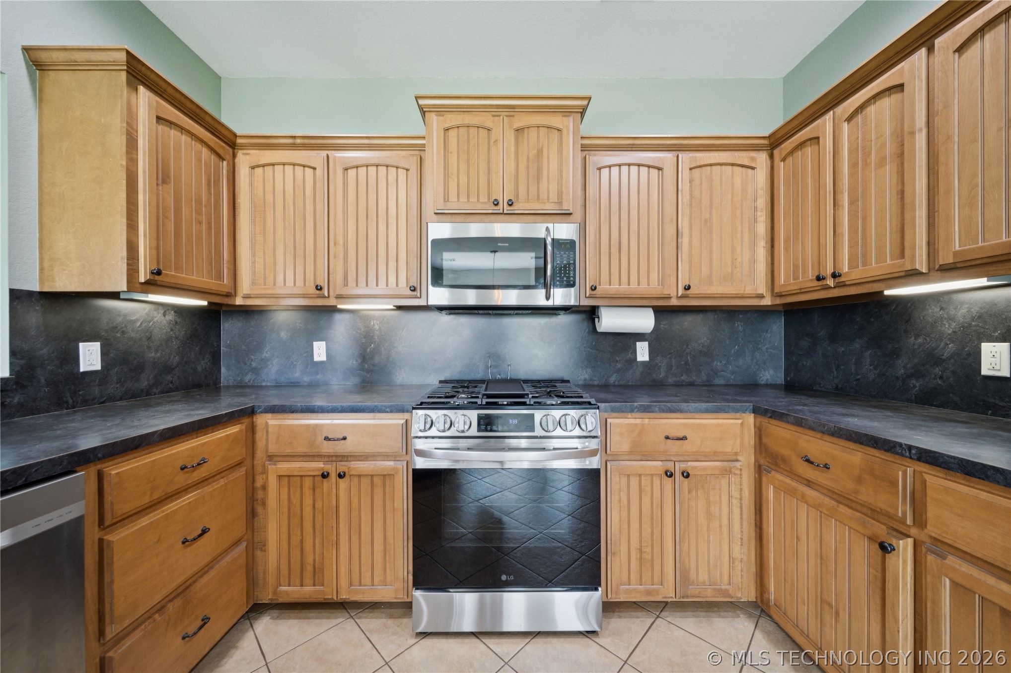 19854 E 470 Road Property Photo 16