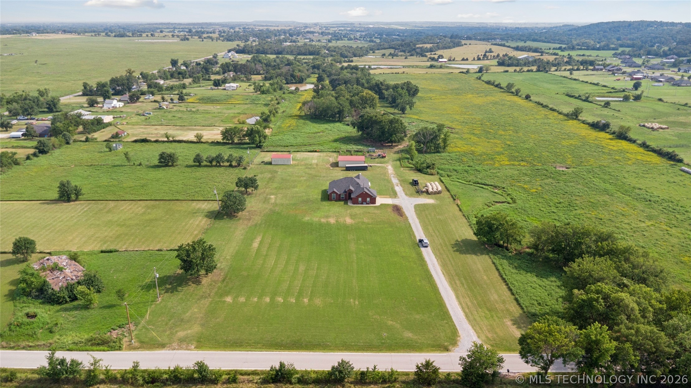 19854 E 470 Road Property Photo 35