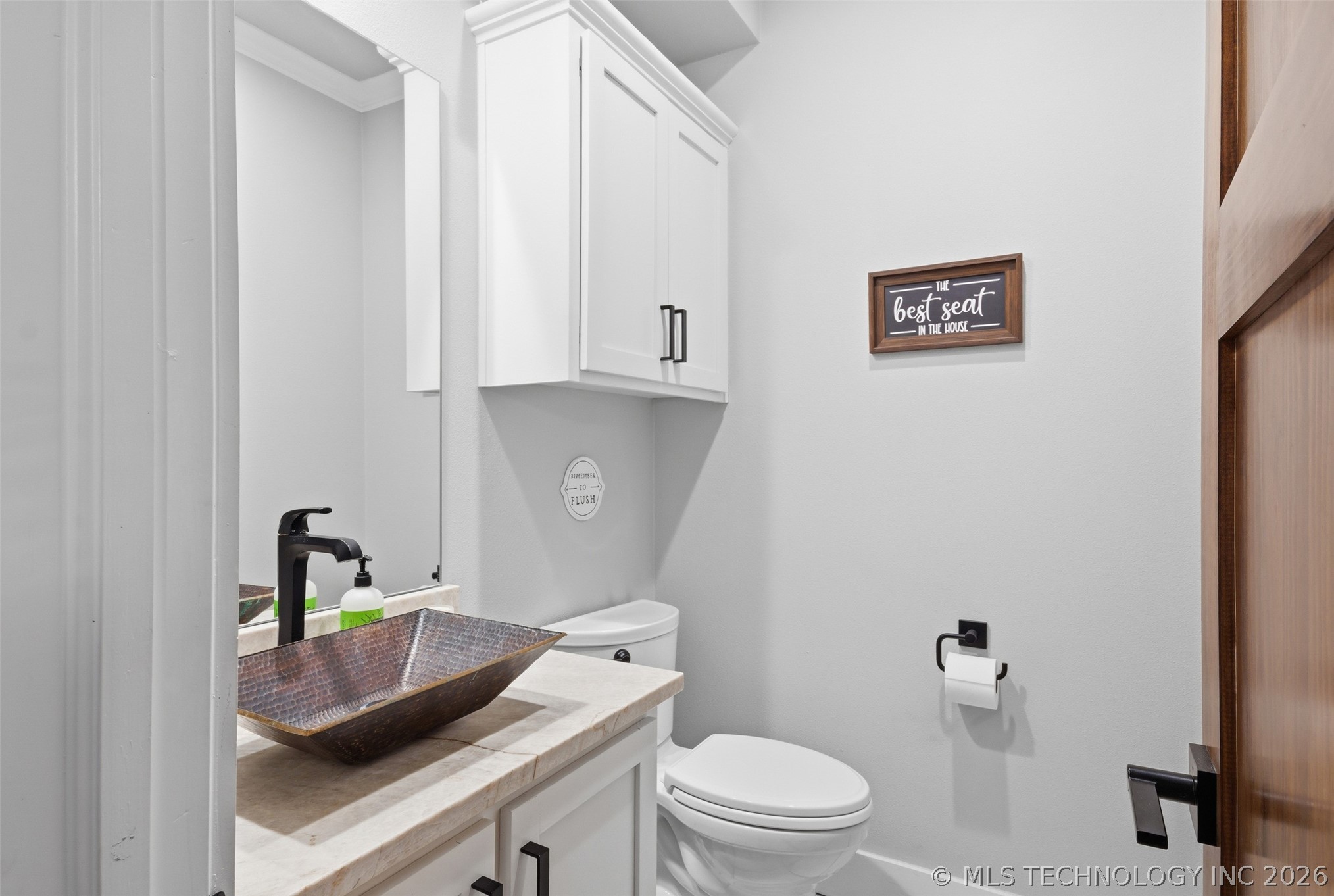 6501 E 370 Road Property Photo 9