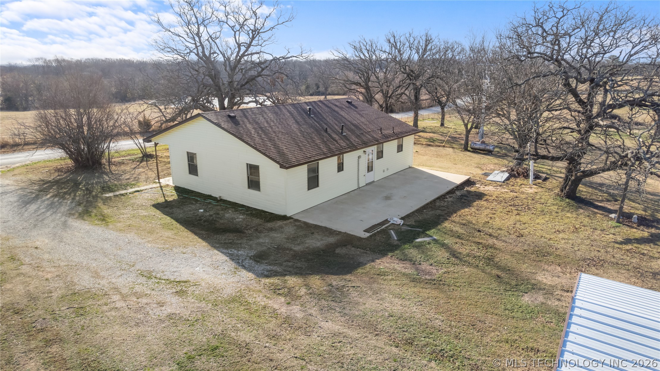 12395 County Road 3480 Property Photo 4