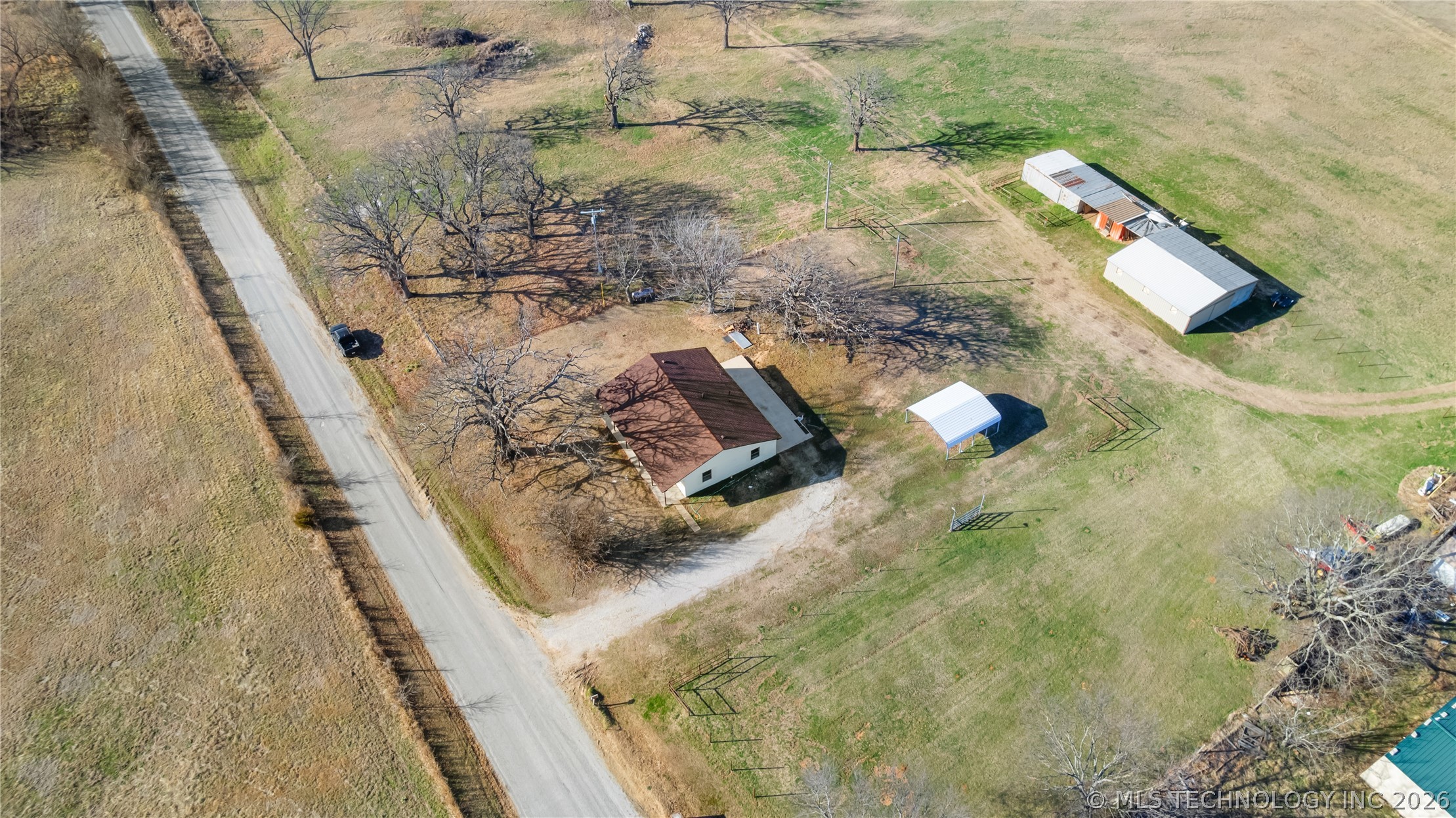 12395 County Road 3480 Property Photo 10