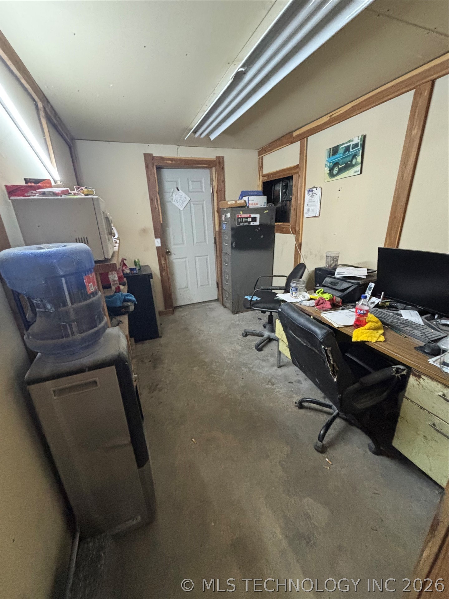 205 Se B Street Property Photo 6