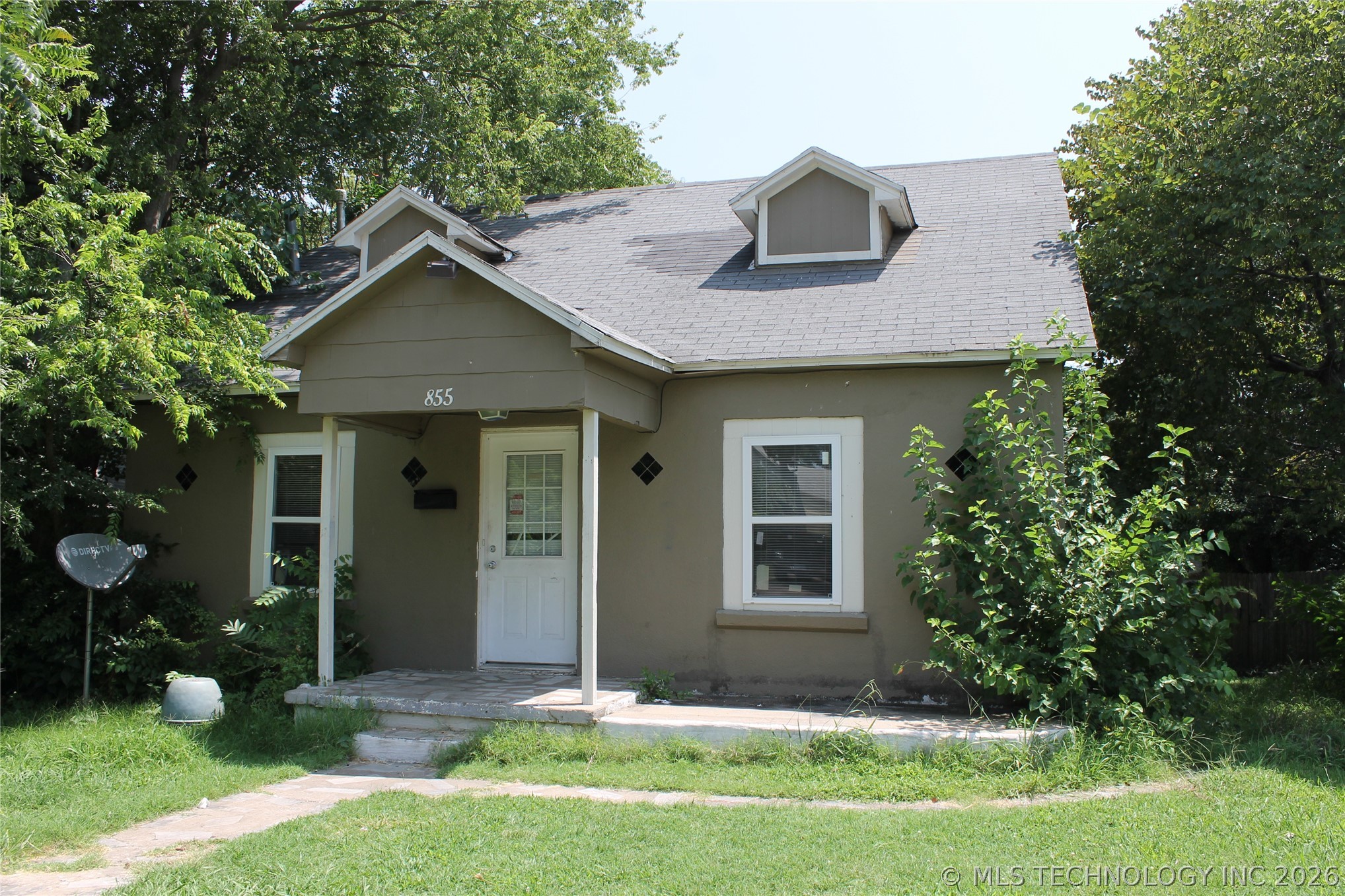 855 N Delaware Place Property Photo 1