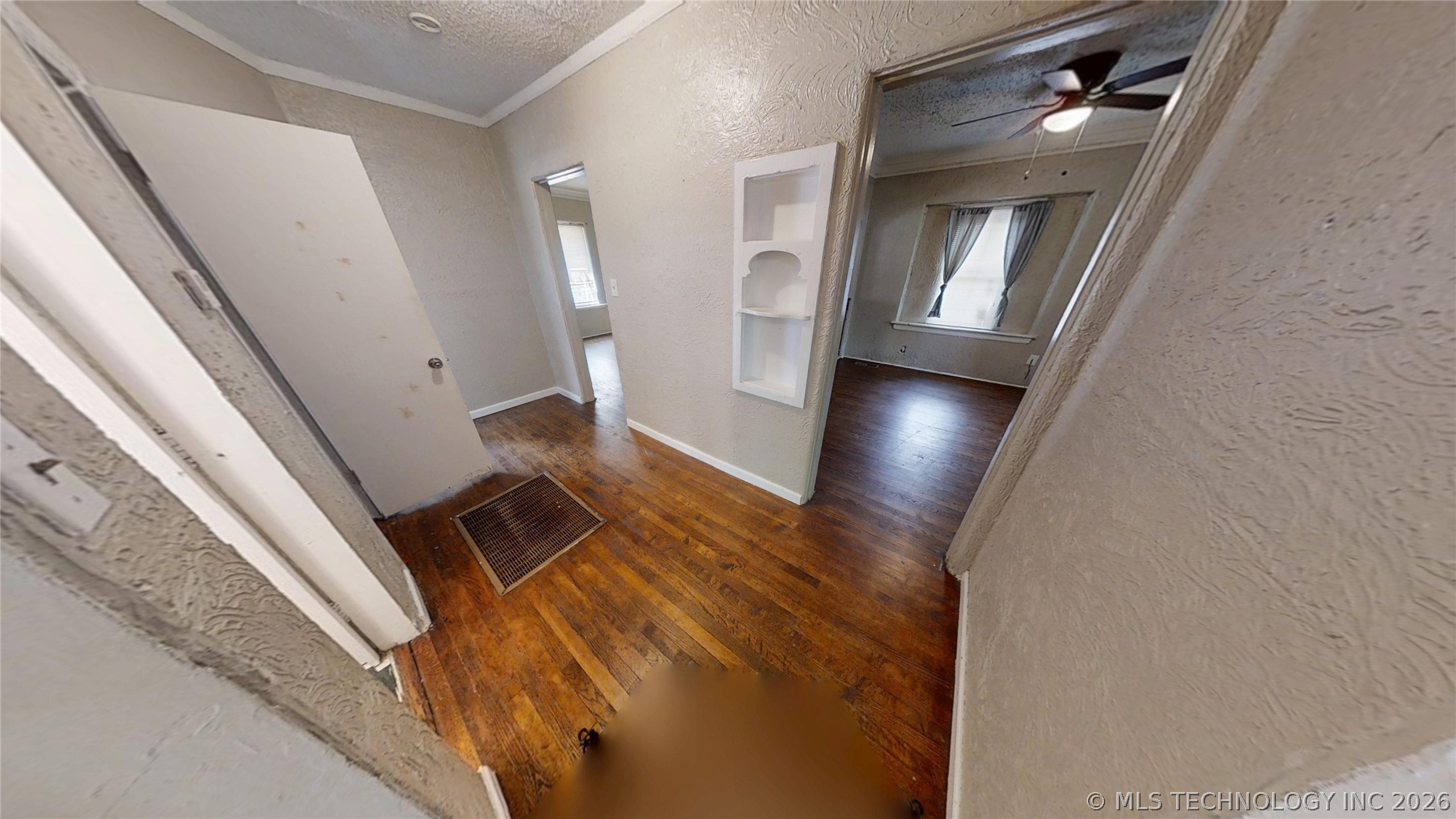 855 N Delaware Place Property Photo 15